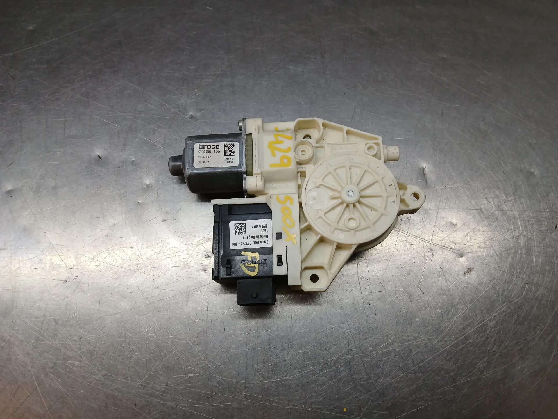 Front Right Door Window Regulator Motor FIAT 500X (334_)