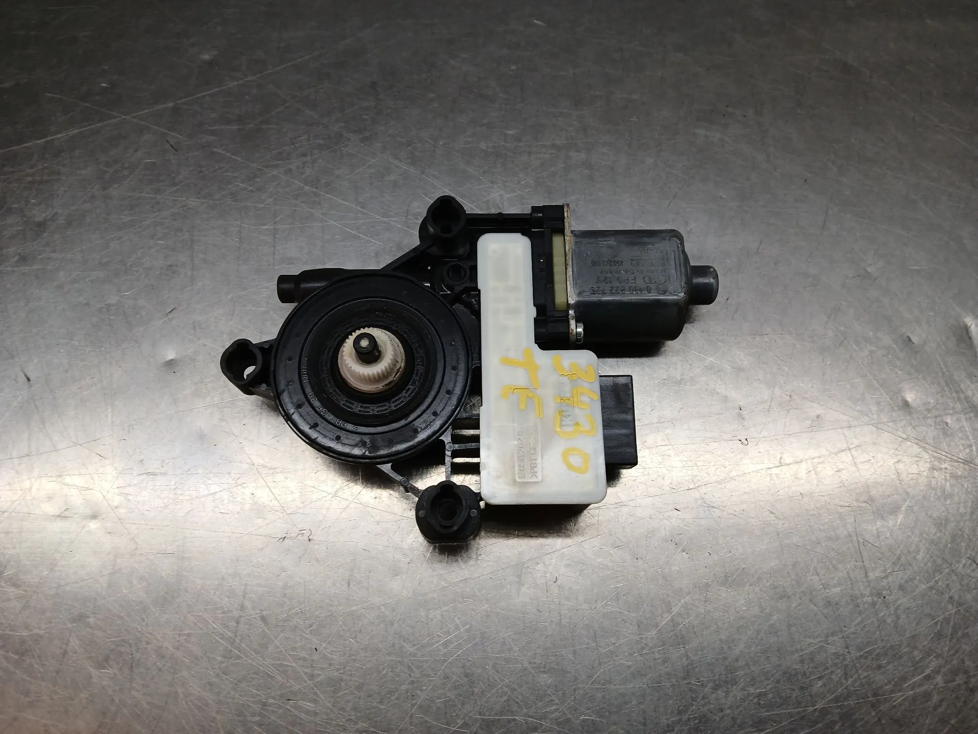 Motore alzacristallo posteriore sinistro VOLKSWAGEN Golf VII (5G1, BQ1, BE1, BE2)