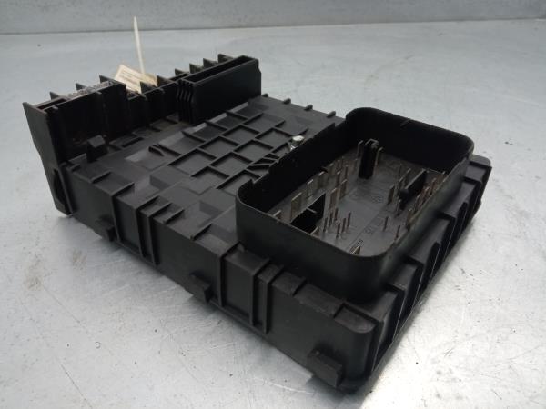 Caixa fusíveis / SAM / BSI VOLKSWAGEN Golf V (1K1)