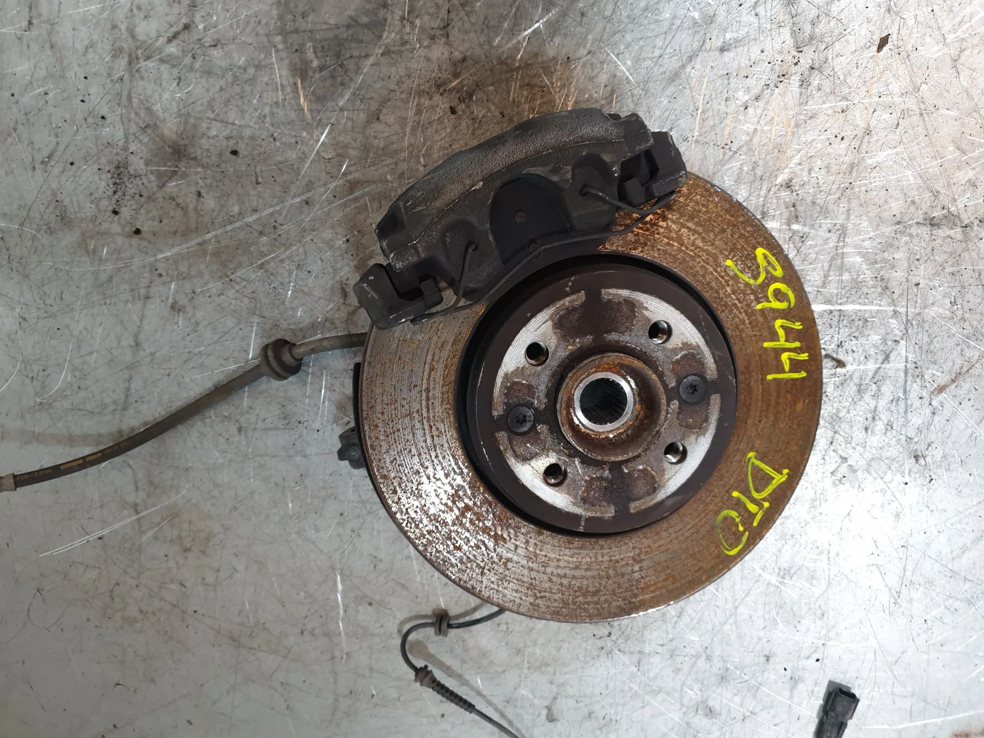 Mangueta delantera derecha RENAULT Clio V (BF_) Imagem-1