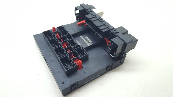 Caixa fusíveis / SAM / BSI VOLKSWAGEN Golf V (1K1)