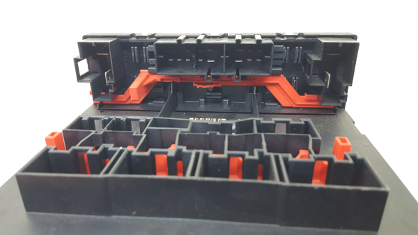 Caixa fusíveis / SAM / BSI VOLKSWAGEN Golf V (1K1) Imagem-3