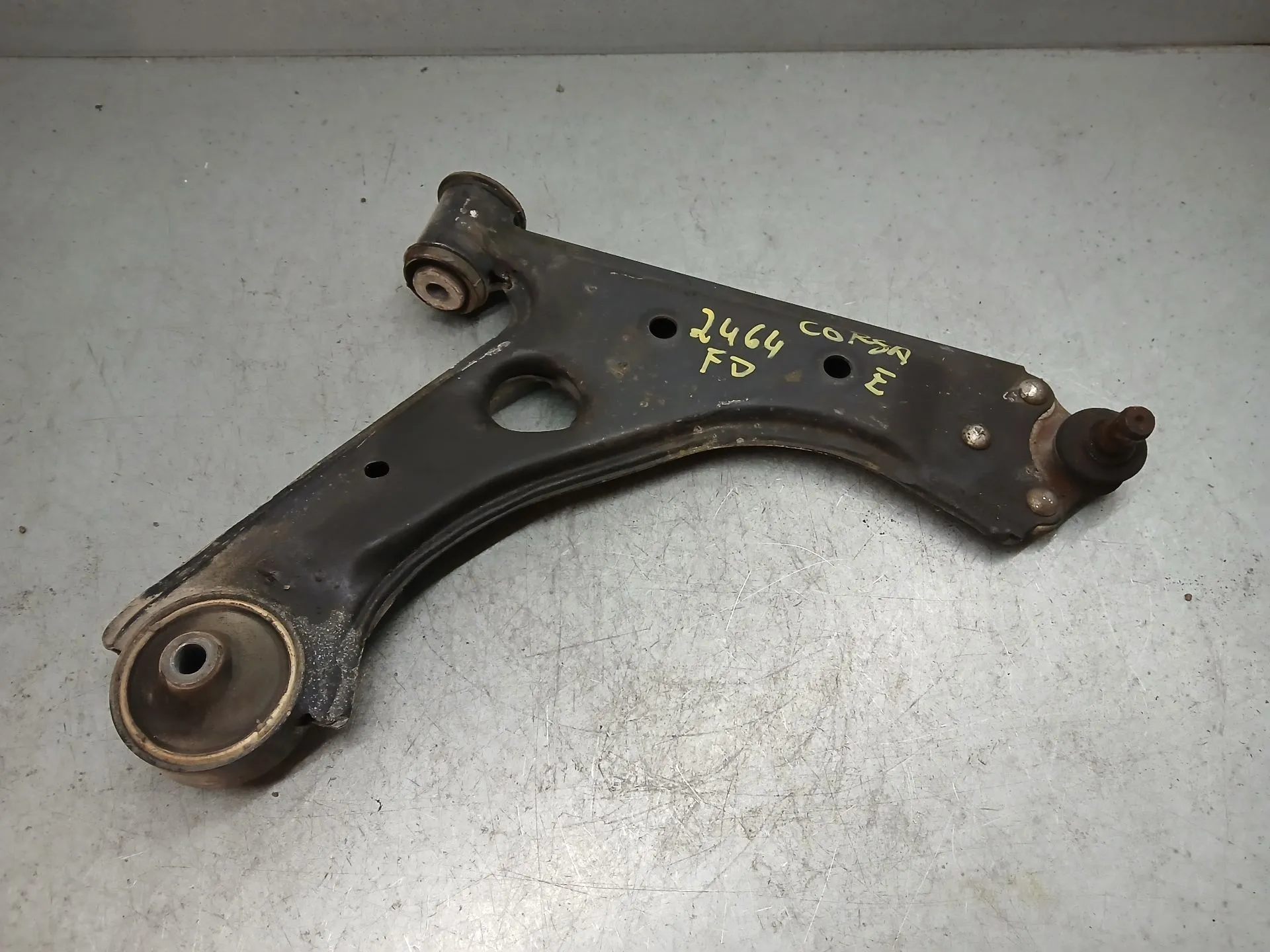 Brazo suspensión delantero derecho OPEL Corsa E