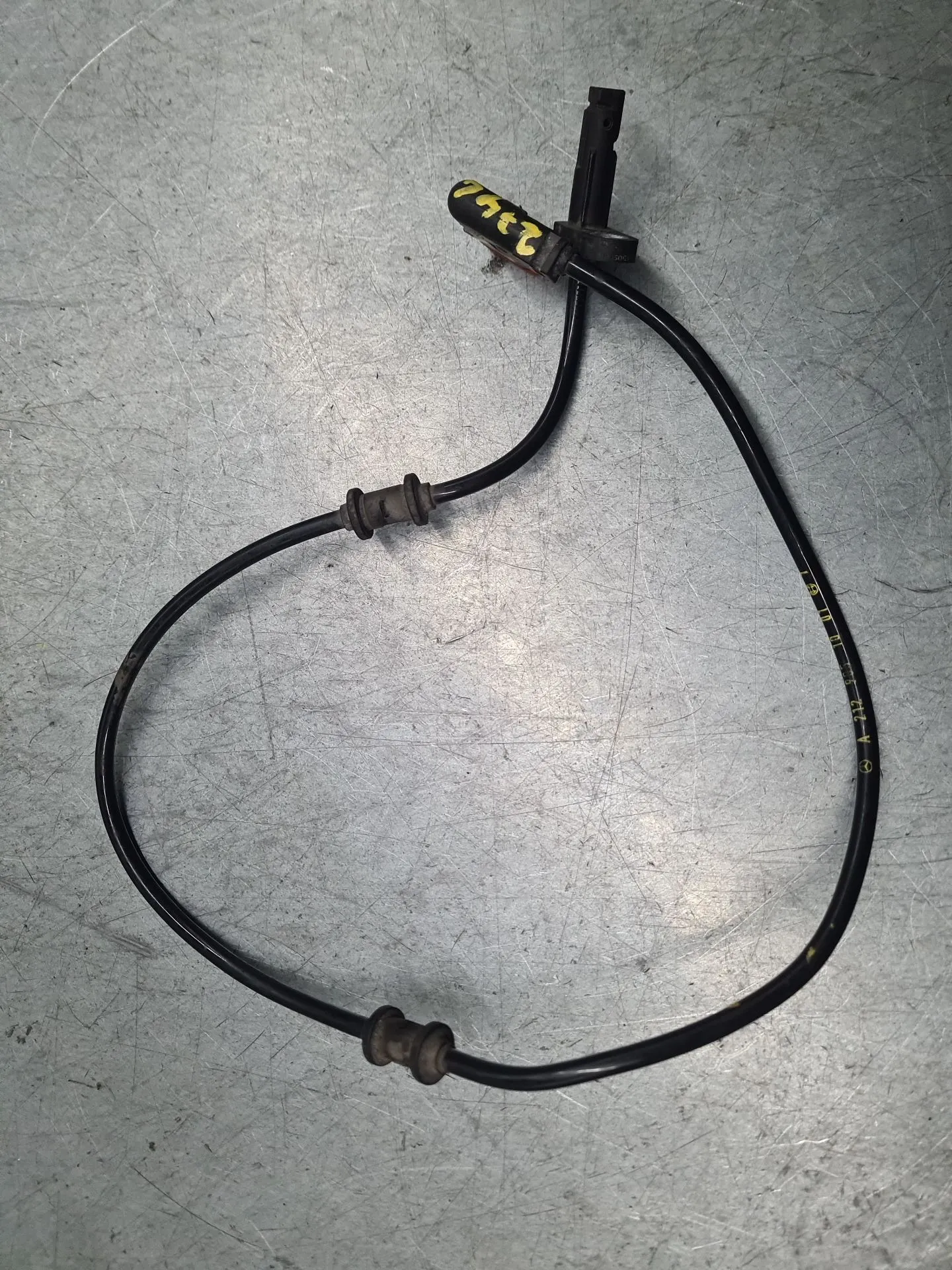 Sensor ABS Trasero Izquierdo MERCEDES-BENZ Classe E (W212)