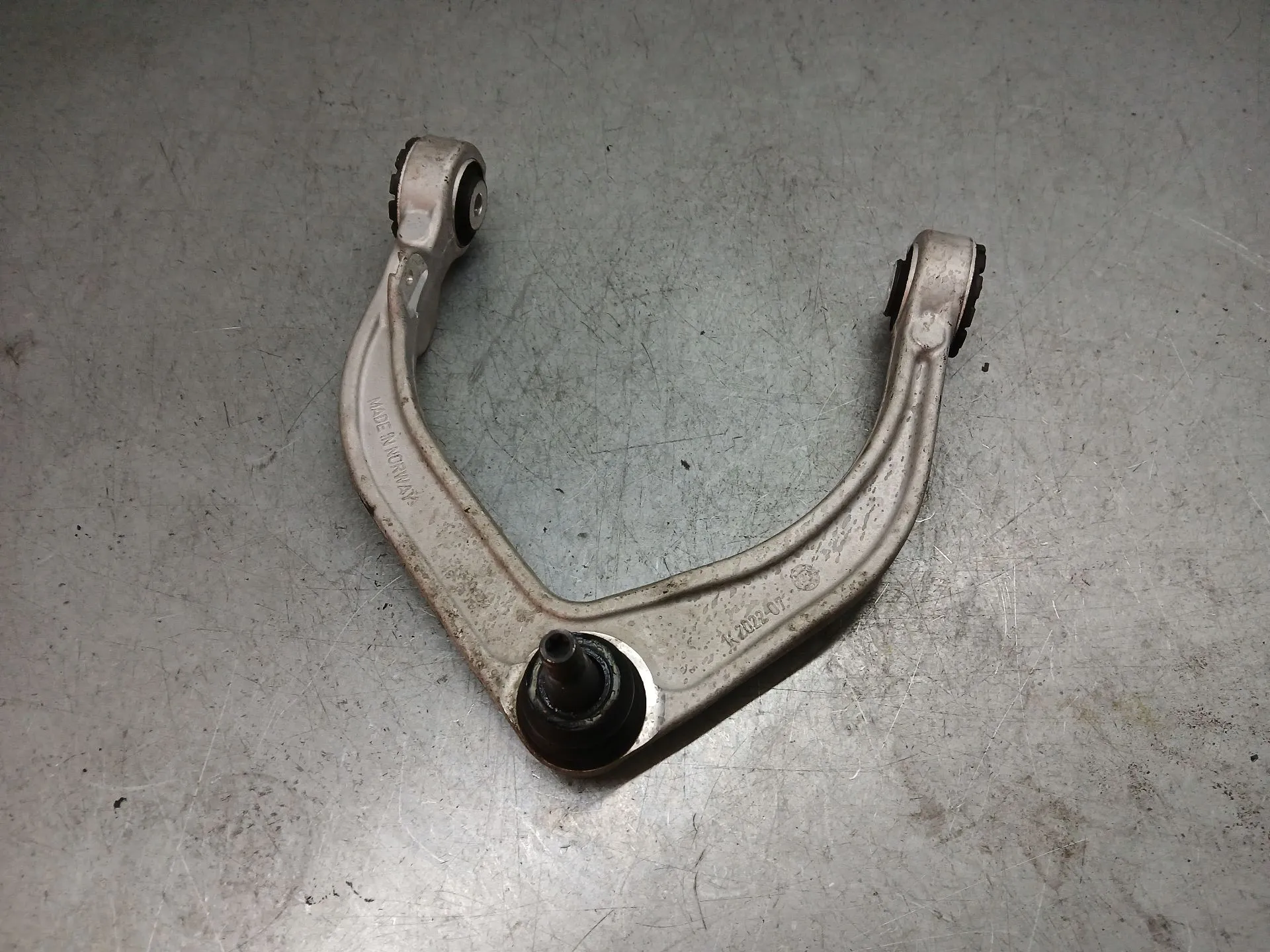 Braccio di sospensione anteriore sinistro VOLVO XC60 II (246) Imagem-1