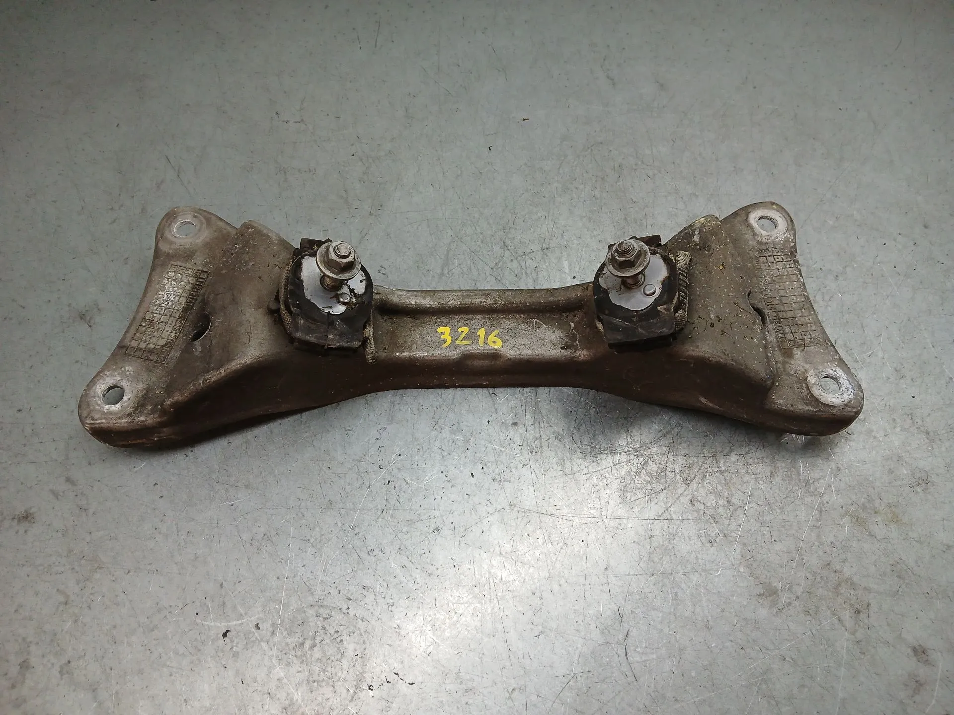 Soporte De La Caja BMW 2 Coupé (F22, F87)