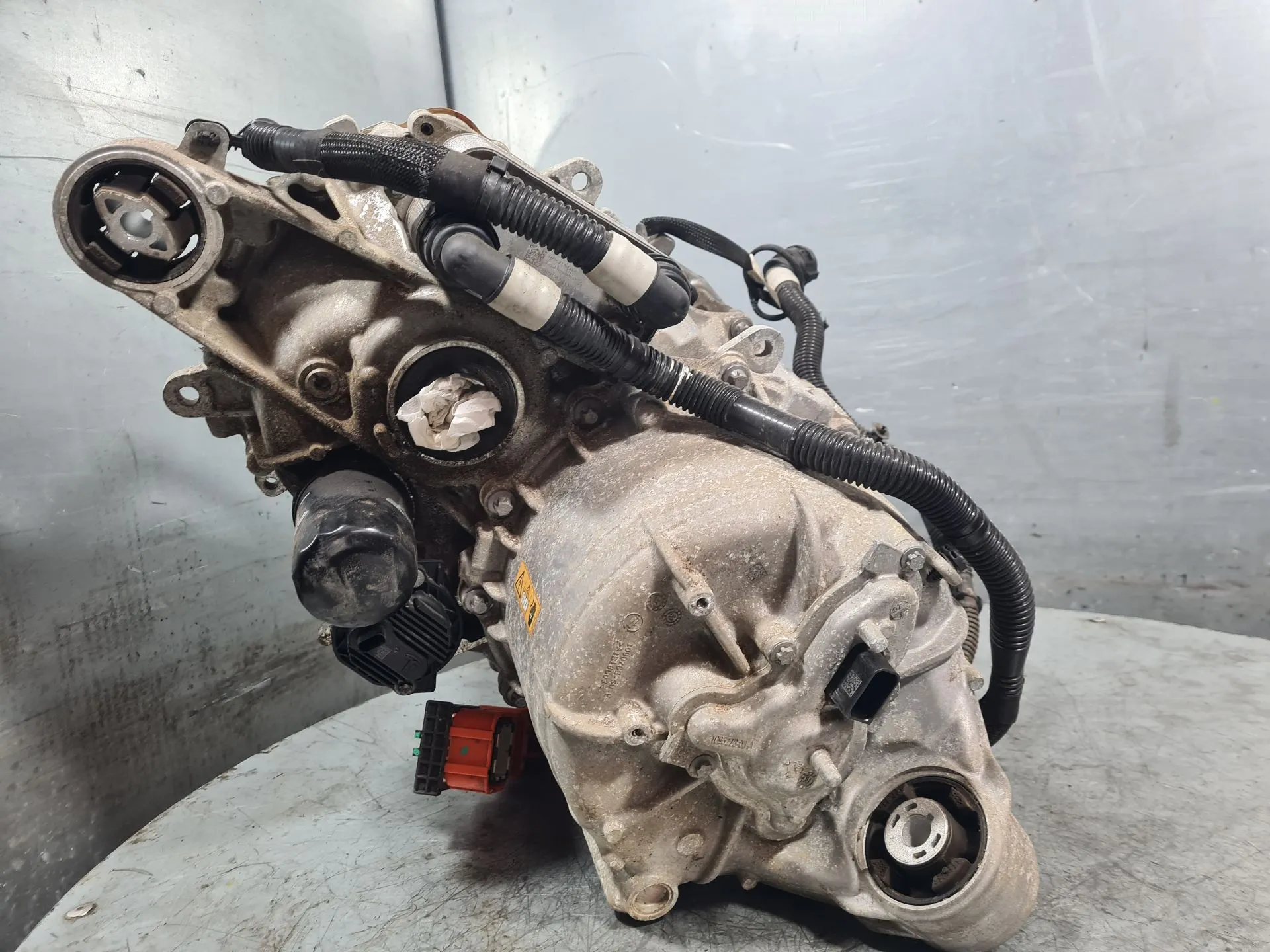 Motor completo TESLA Model 3 (5YJ3) Imagem-2