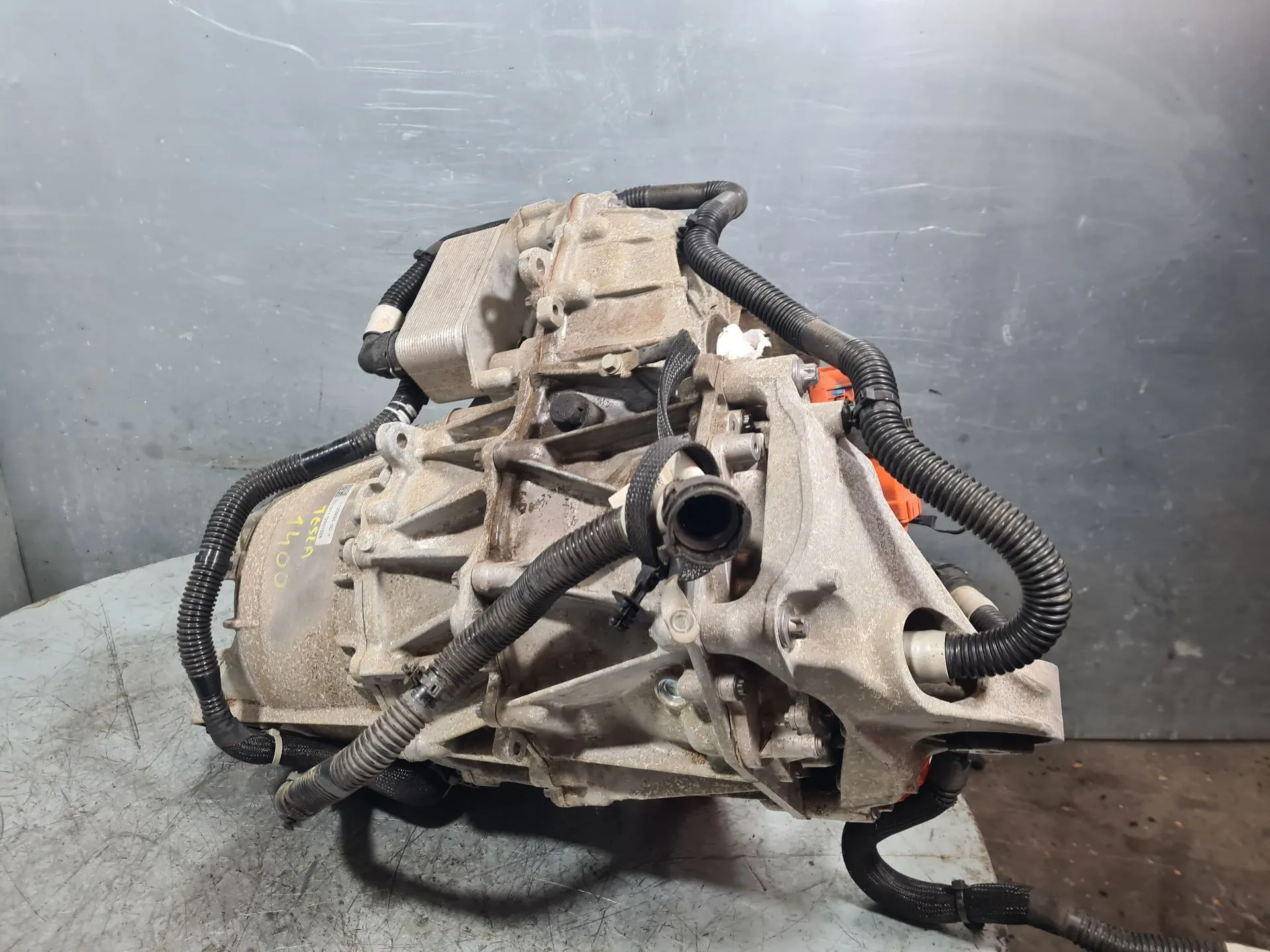 Motor completo TESLA Model 3 (5YJ3) Imagem-6
