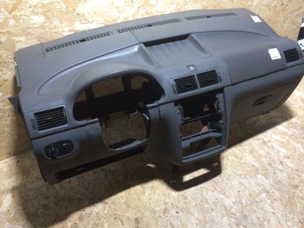 Tablier FORD Transit Connect I (P65_, P70_, P80_) Imagem-2