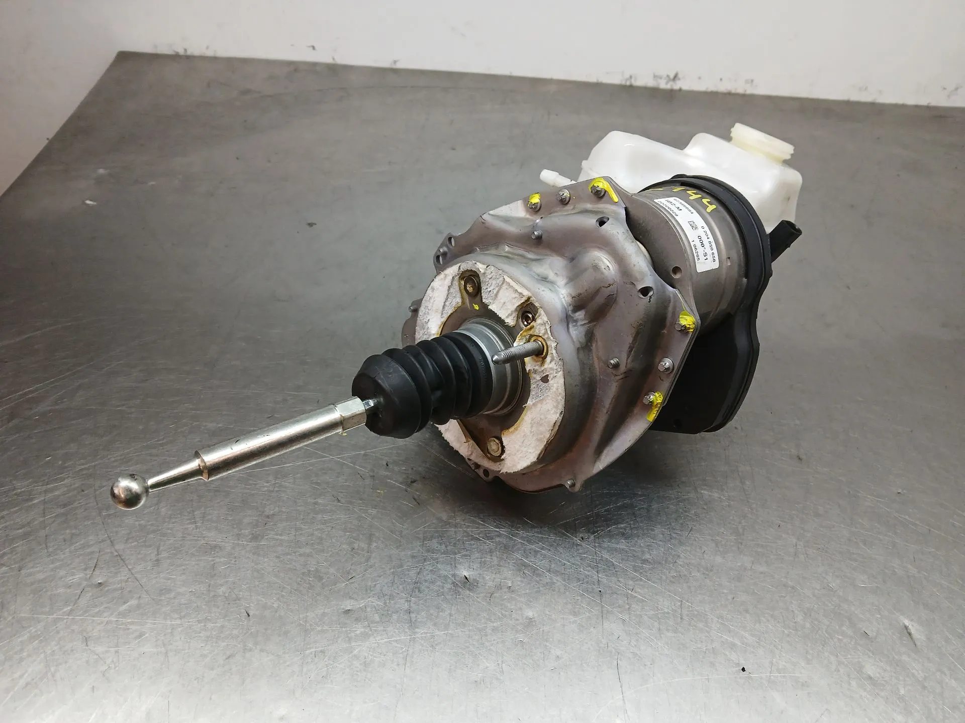 Servofreno AUDI A3 Sportback (8YA)