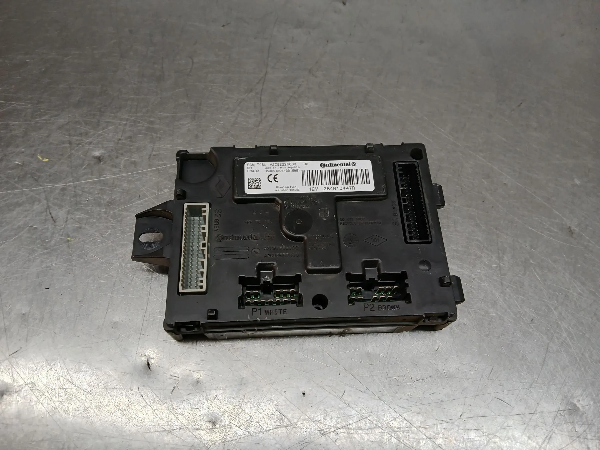 Module de confort RENAULT Clio IV (BH_) Imagem-1