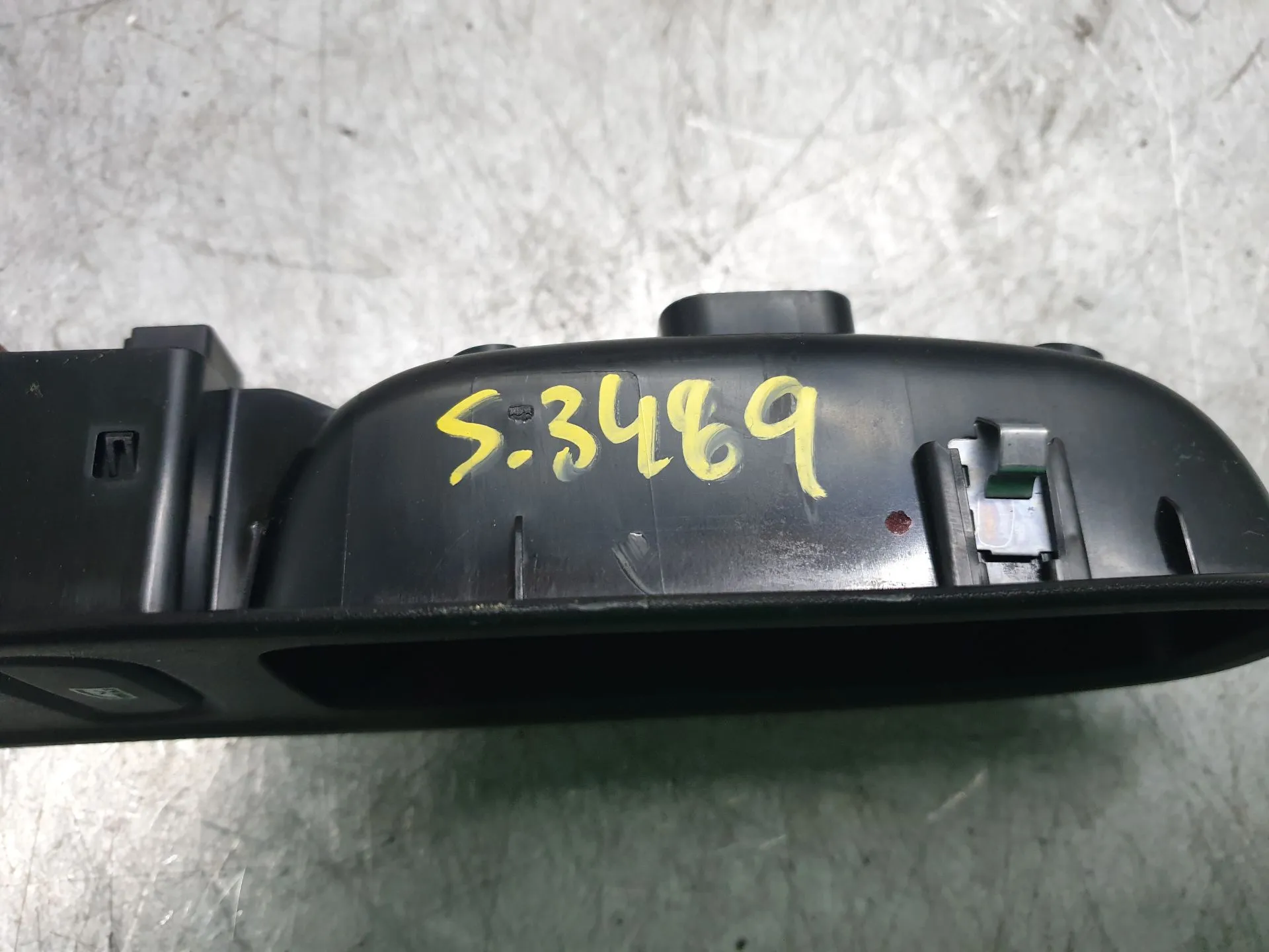 Comando / interruttore alzacristallo anteriore sinistro DACIA Sandero III Imagem-3