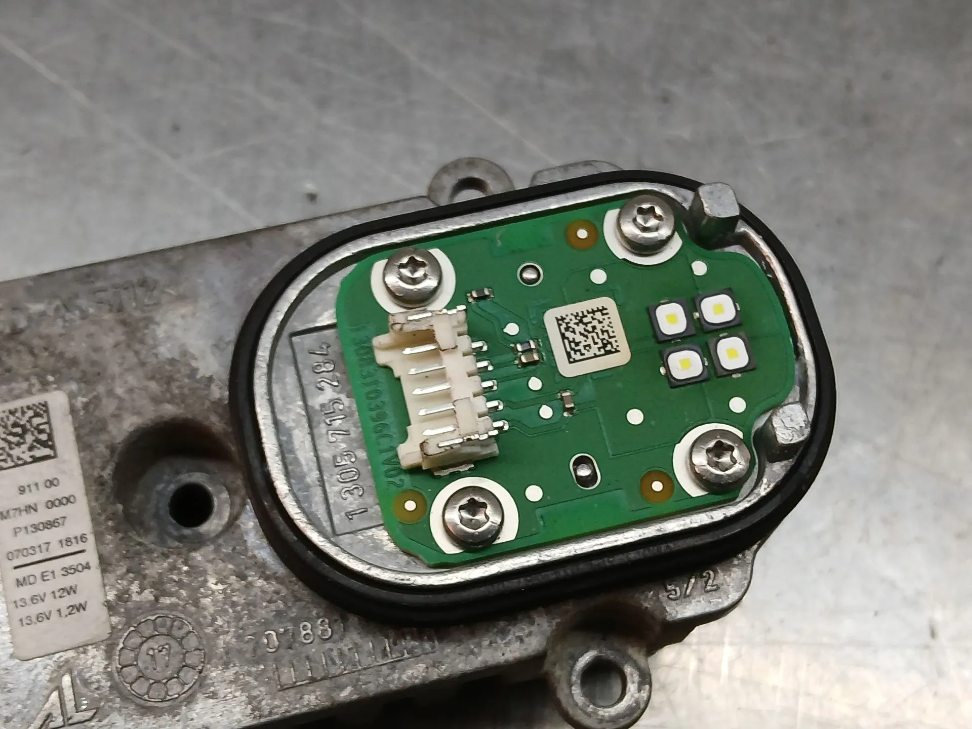 Xenon Ballast / LED Module MERCEDES-BENZ Classe C Coupé (C205) Imagem-3