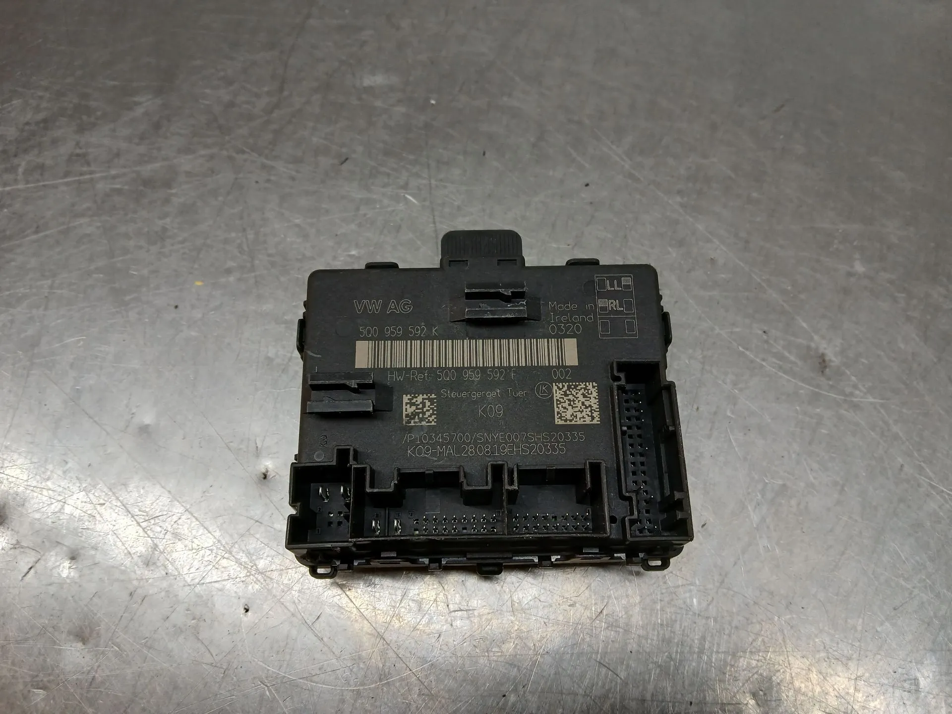 Módulo porta frente esquerdo AUDI A3 (8V1, 8VK) Imagem-1