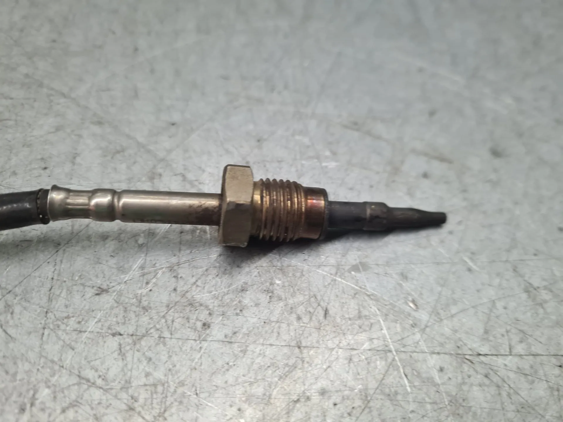 Sonda lambda VOLKSWAGEN Golf VII (5G1, BQ1, BE1, BE2) Imagem-1