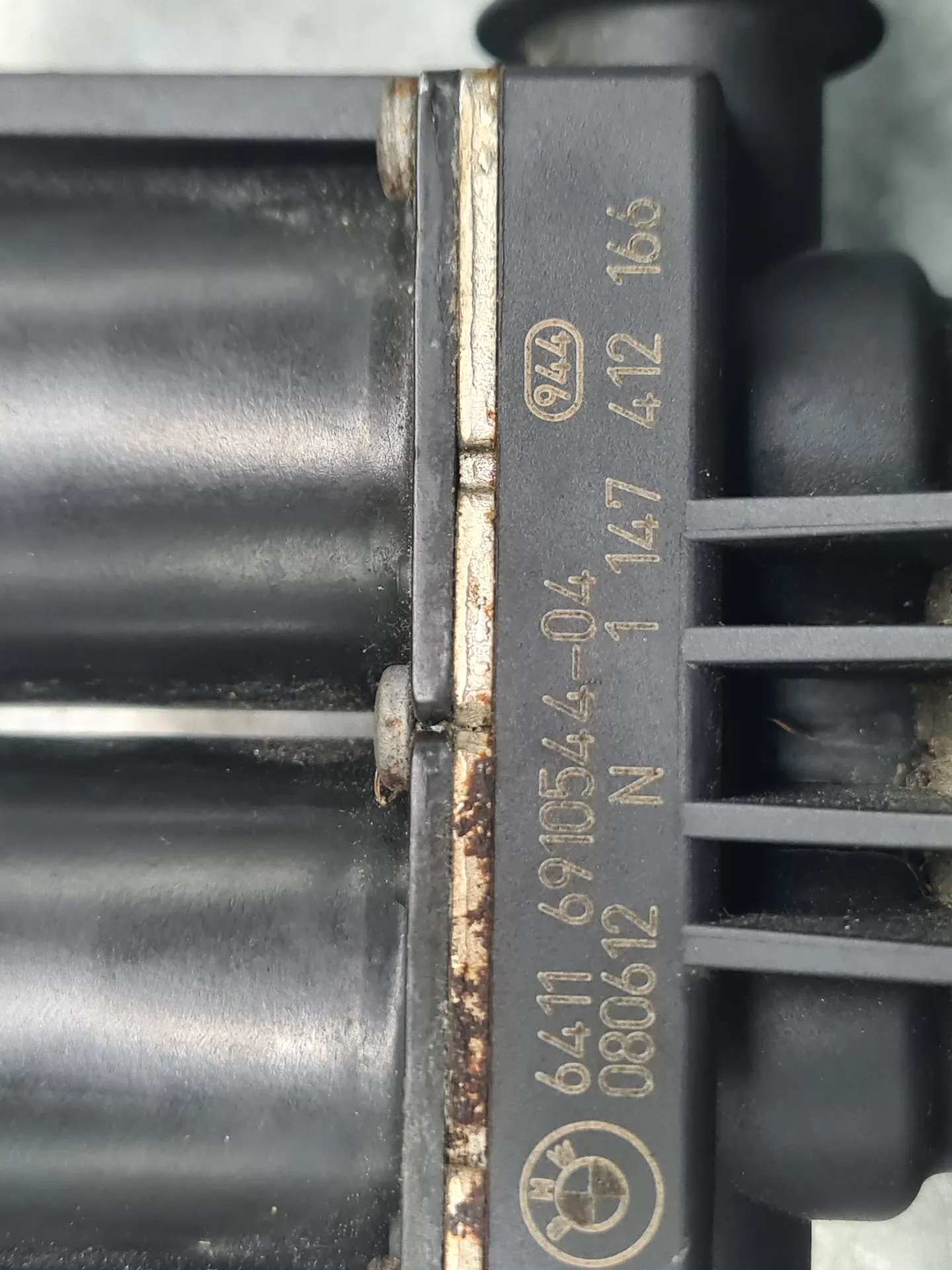 Generic valve BMW X5 (E70) Imagem-4