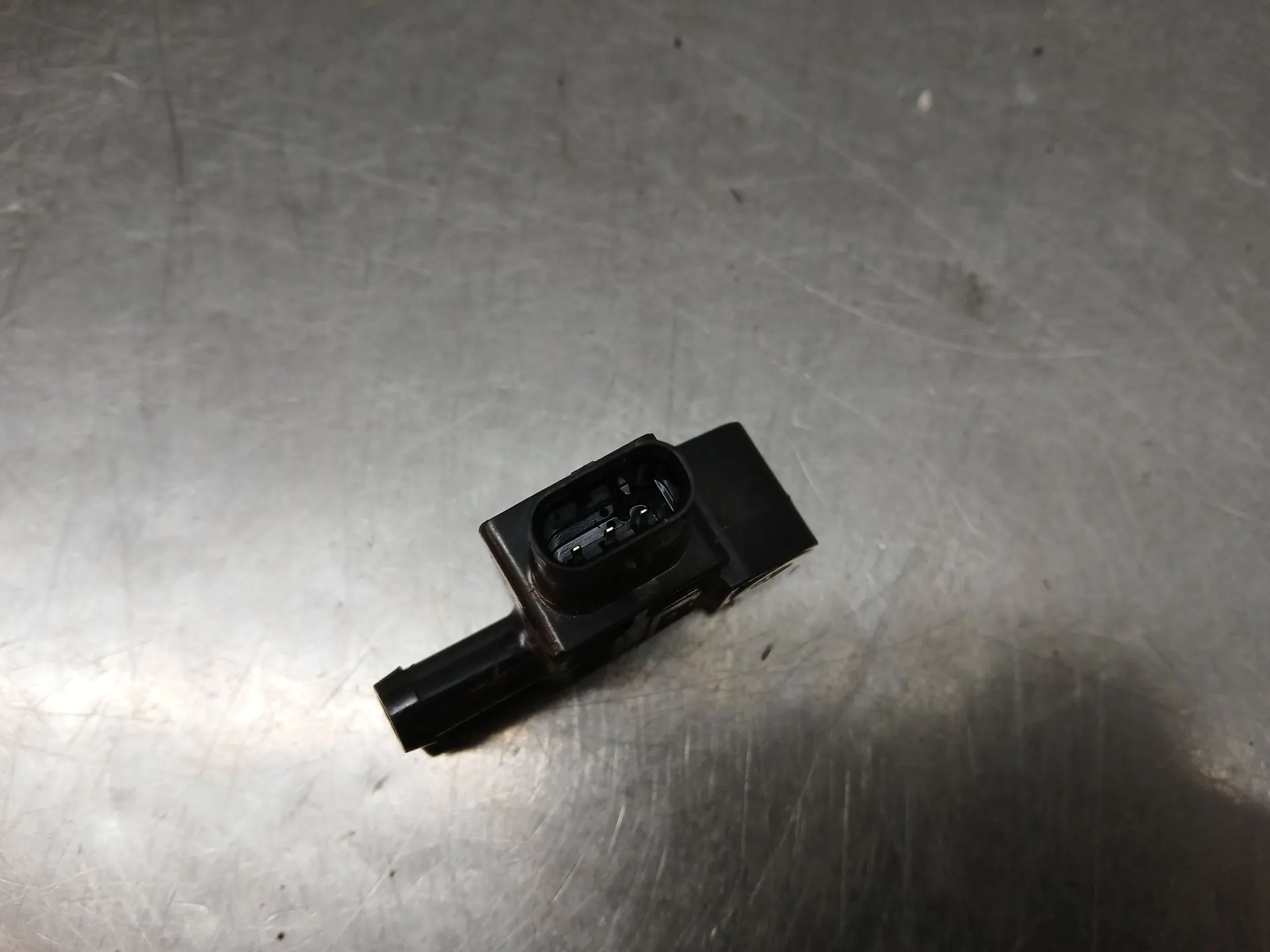 DPF pressure difference sensor MERCEDES-BENZ Classe C Coupé (C205) Imagem-2