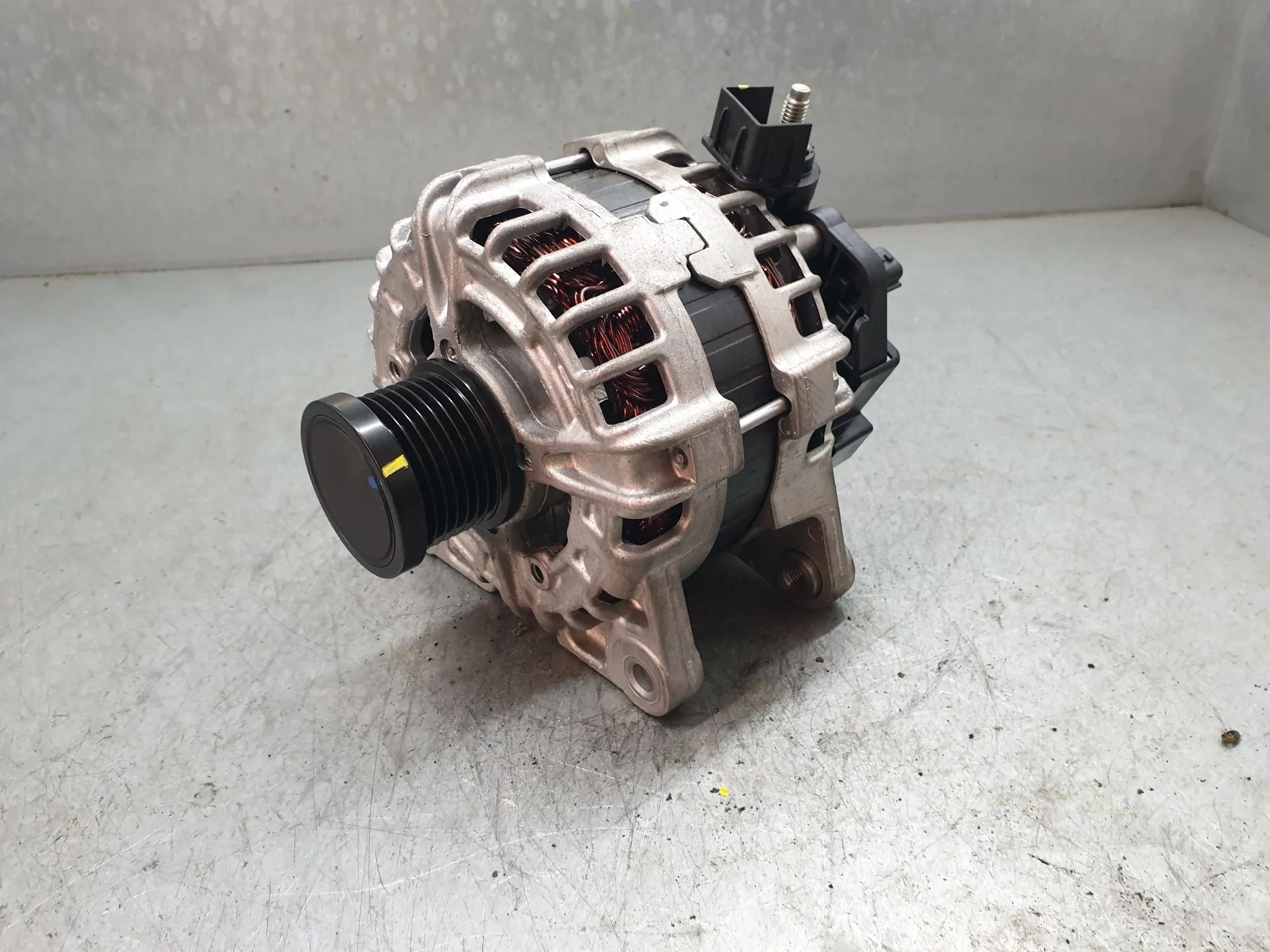Alternador DACIA Sandero III