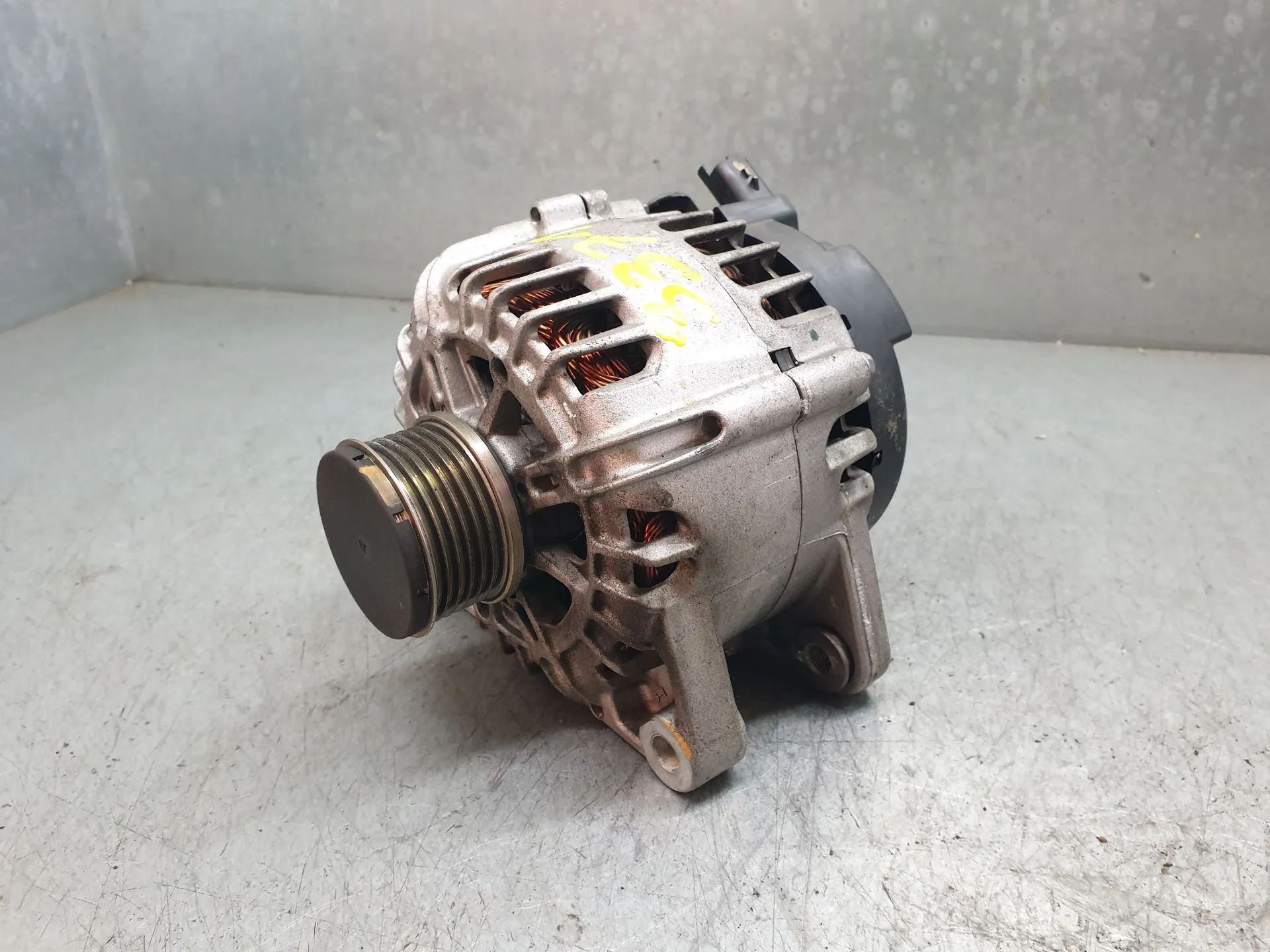 Alternador OPEL Corsa F Imagem-1