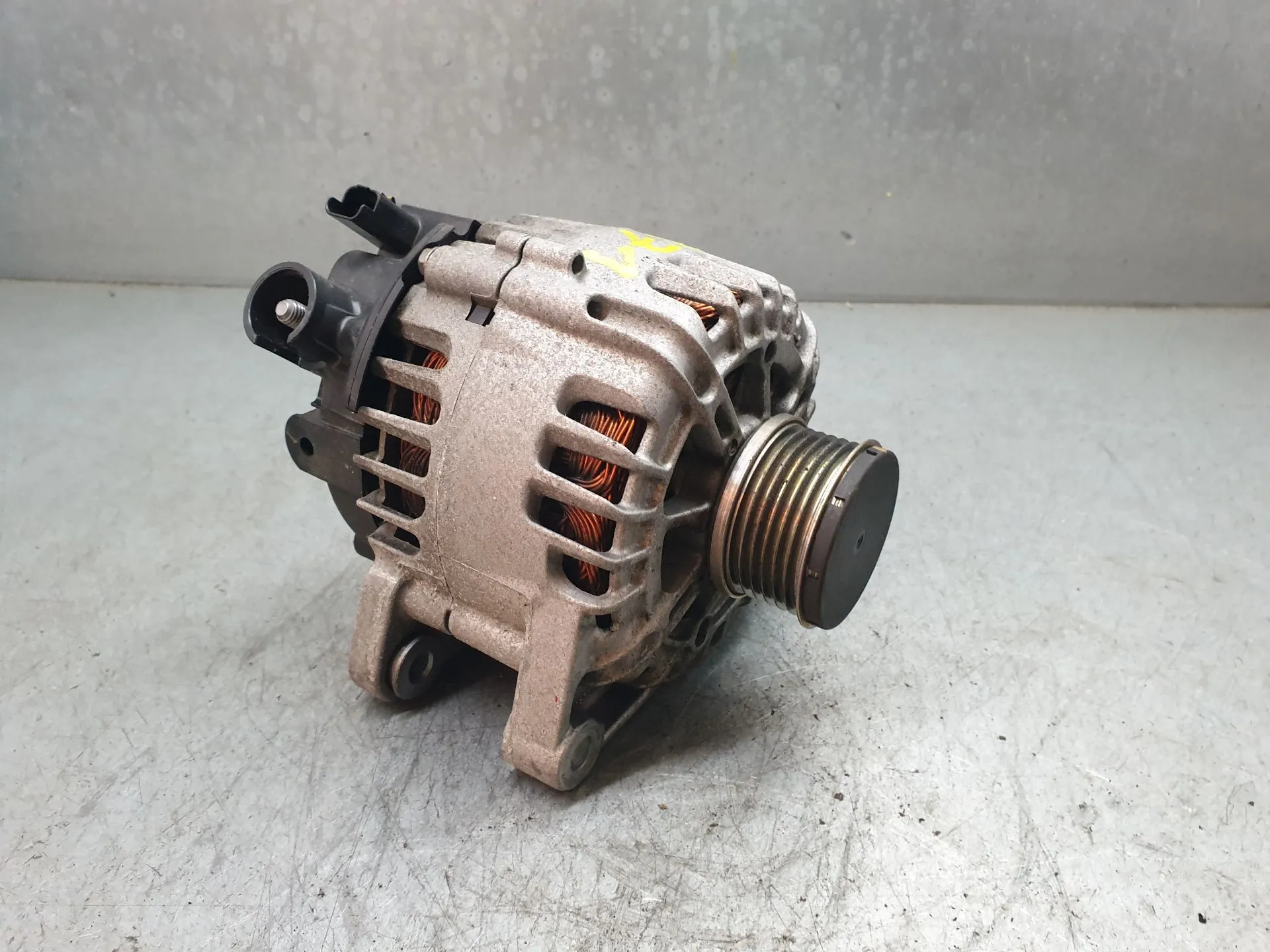 Alternador OPEL Corsa F