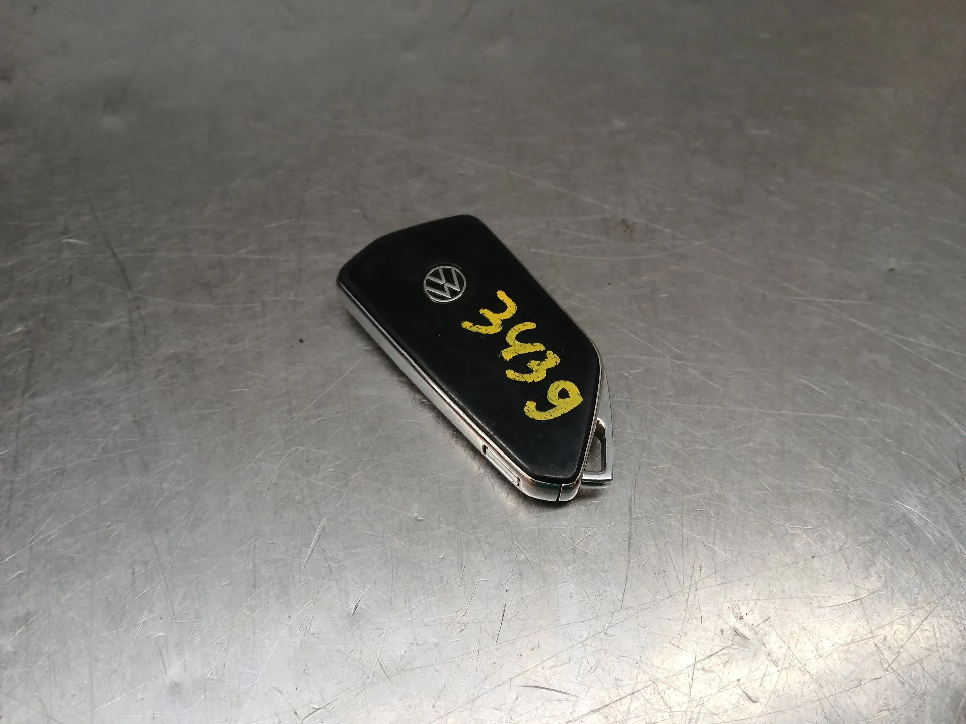 Control VOLKSWAGEN ID.4 (E21)