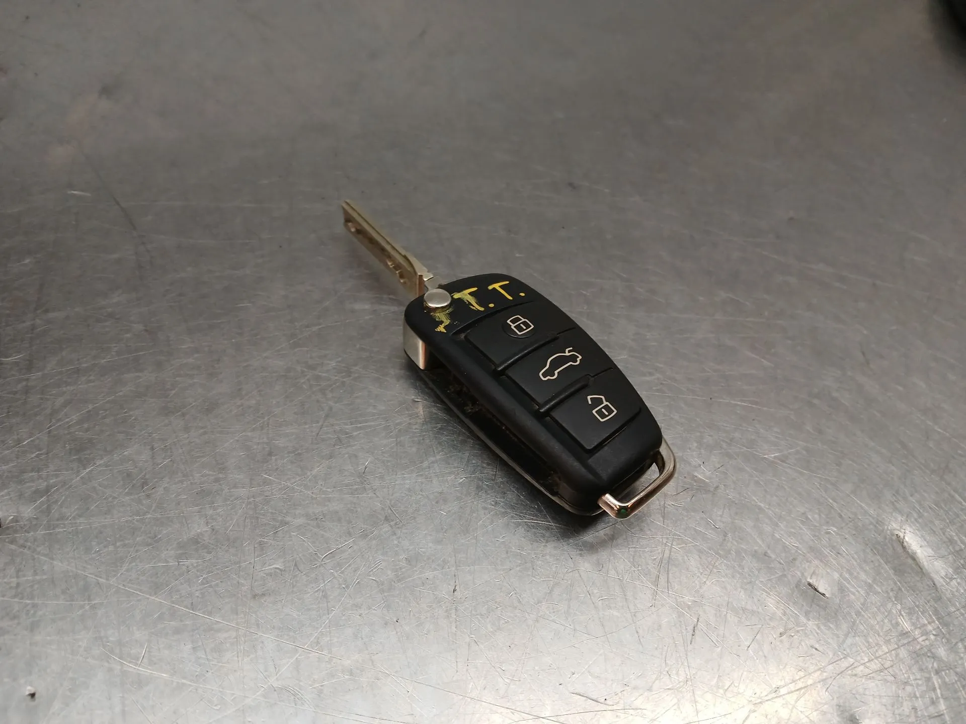 Chave / comando AUDI TT (8J3)