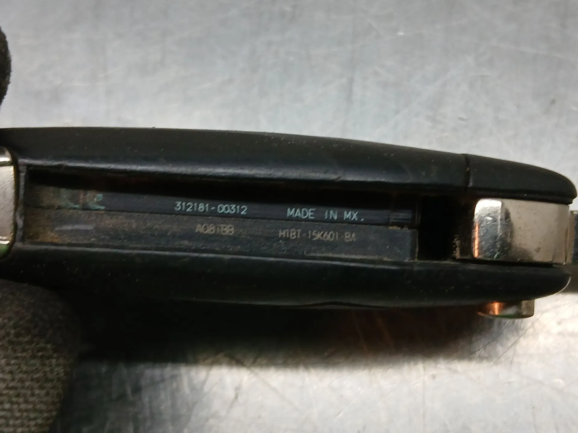 Mando FORD Fiesta VII (HJ, HF) Imagem-3