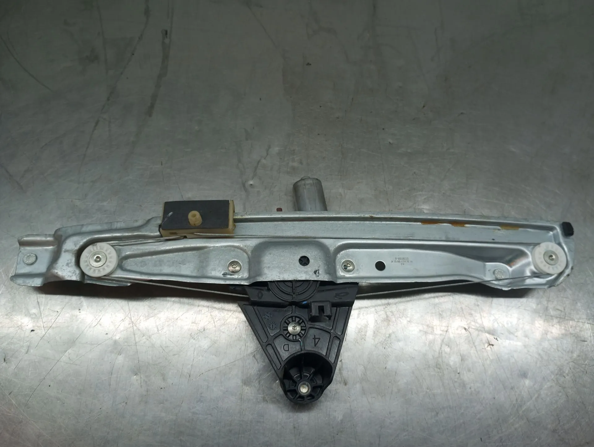 Elevador vidros trás direito DACIA Sandero III