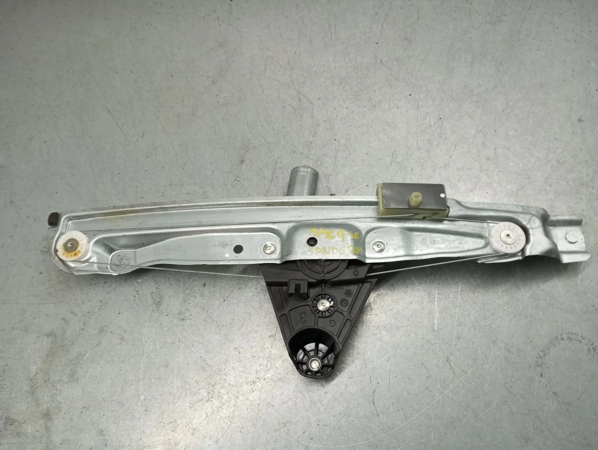 Elevador vidros trás esquerdo DACIA Sandero III