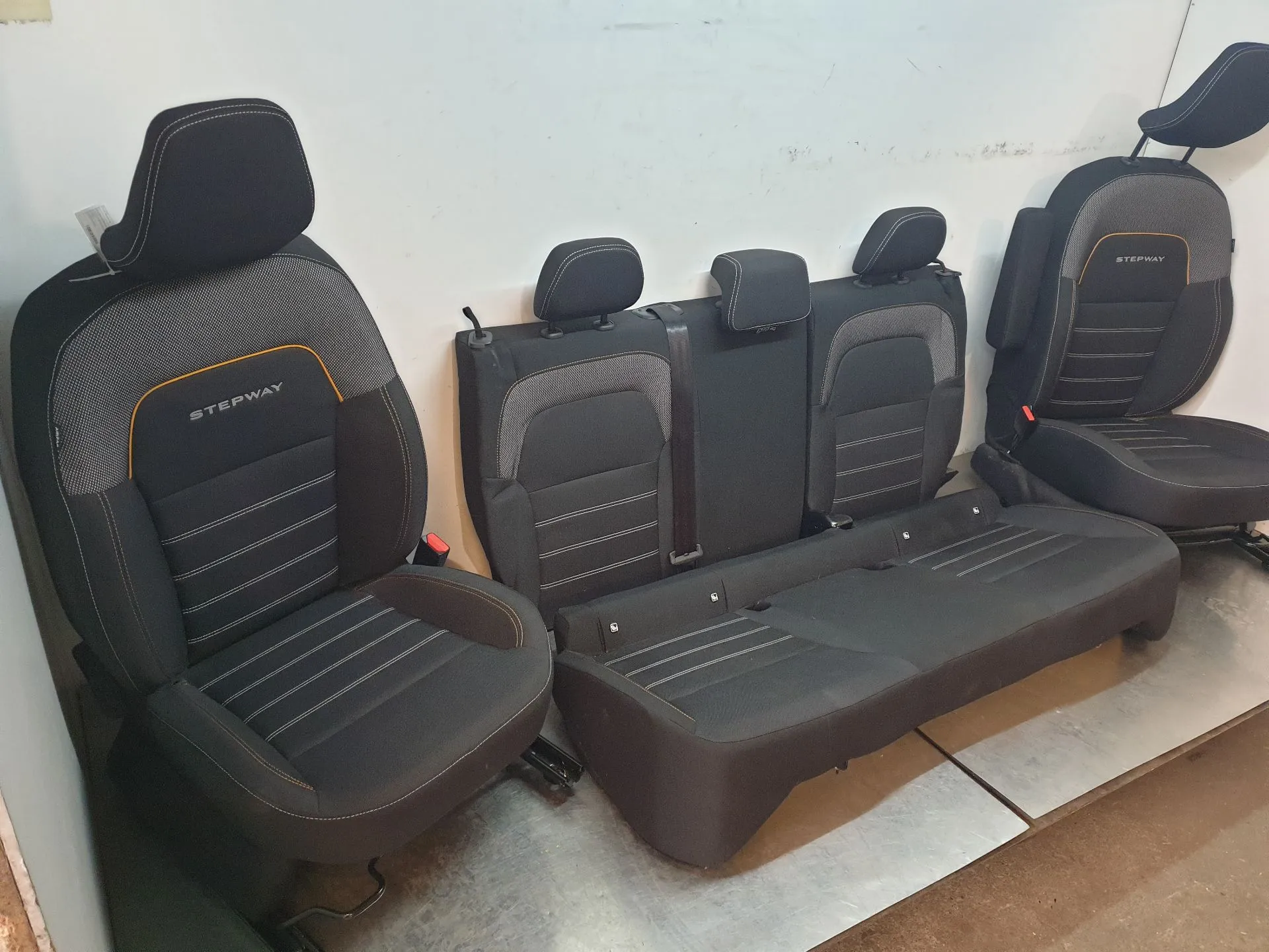 Conjunto de Bancos DACIA Sandero III Imagem-2