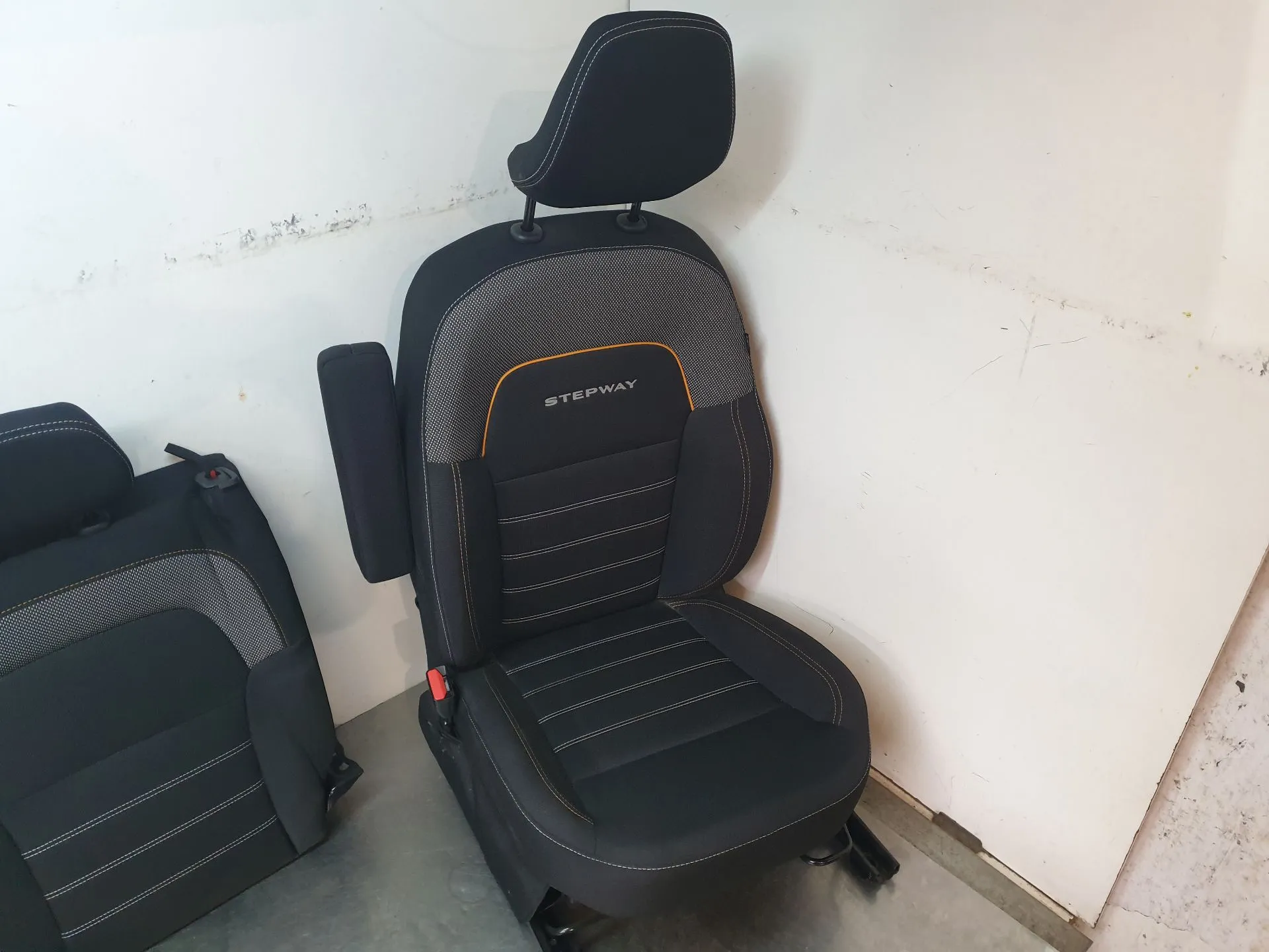 Conjunto de Bancos DACIA Sandero III Imagem-9