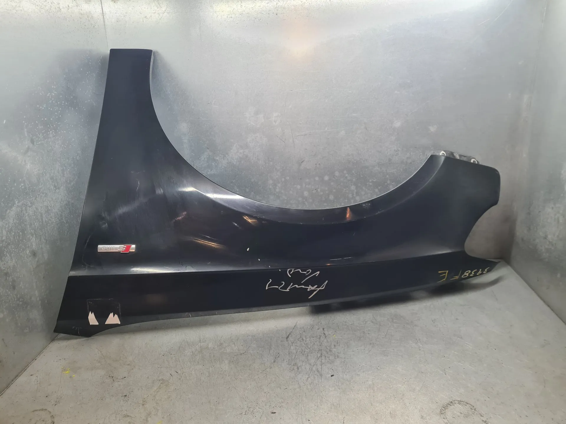 Aile gauche AUDI A3 (8V1, 8VK)