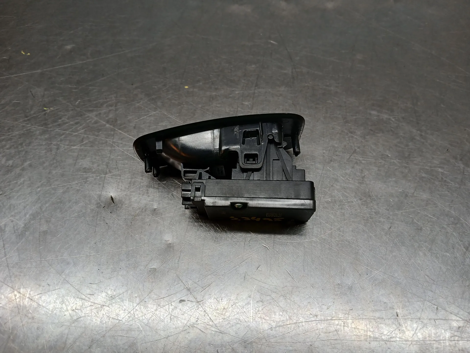 Botão / interruptor travão de parque MERCEDES-BENZ Classe C Coupé (C205) Imagem-3