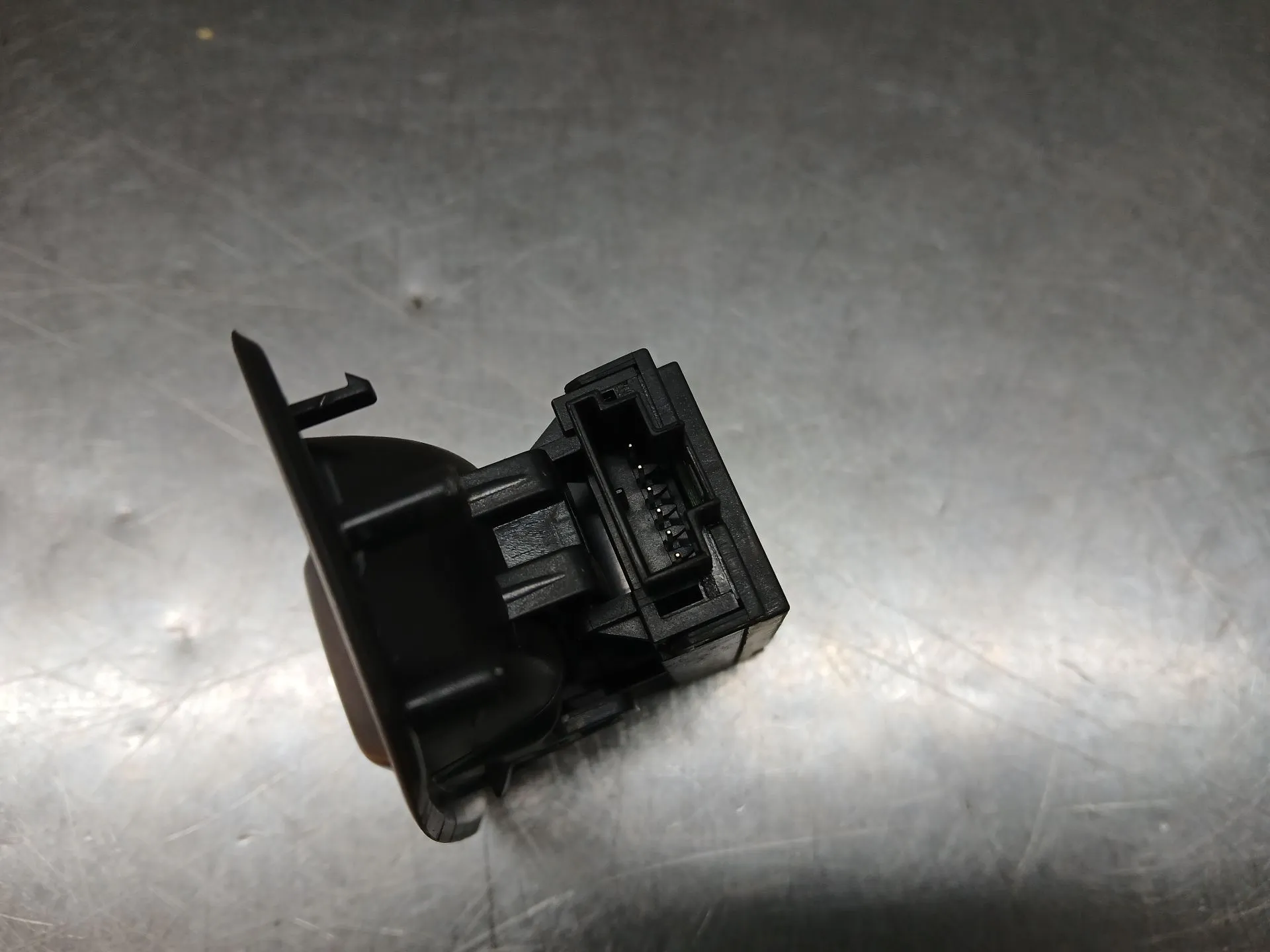 Botão / interruptor travão de parque MERCEDES-BENZ Classe C Coupé (C205) Imagem-5