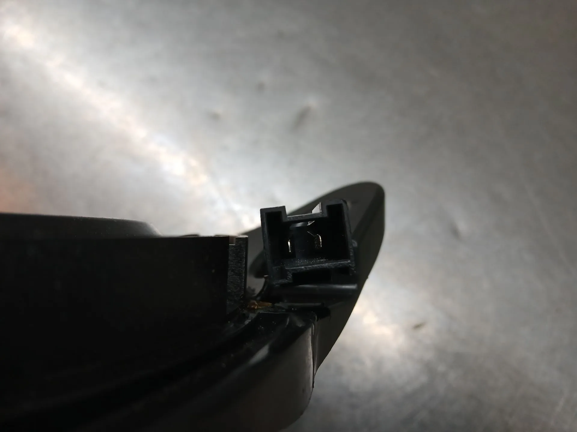 Coluna de som MERCEDES-BENZ Classe C Coupé (C205) Imagem-3