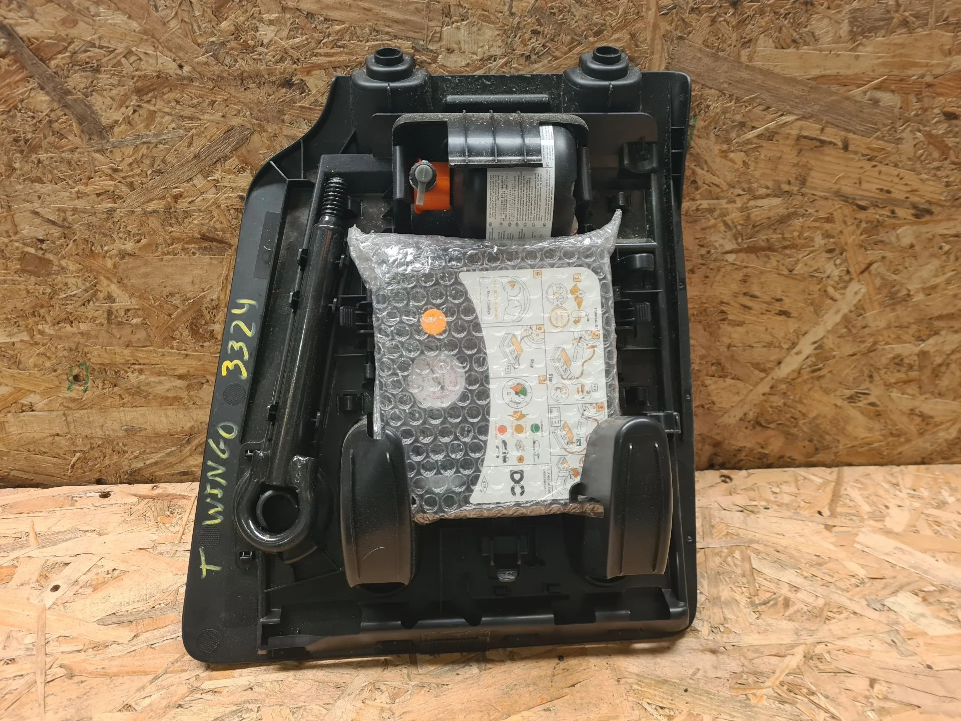 Bomba de ar RENAULT Twingo III (BCM_)