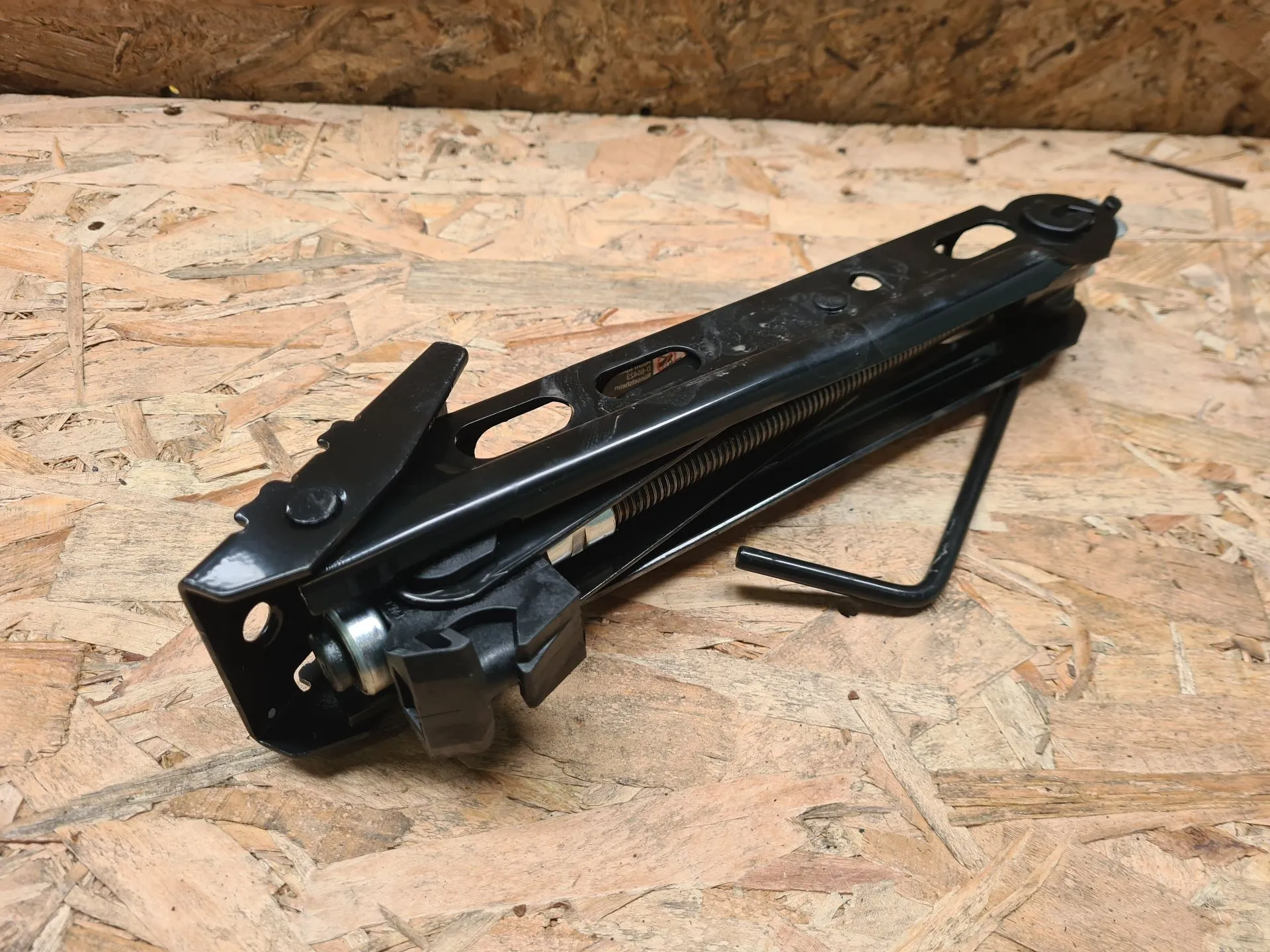 Cric OPEL Corsa E Imagem-3