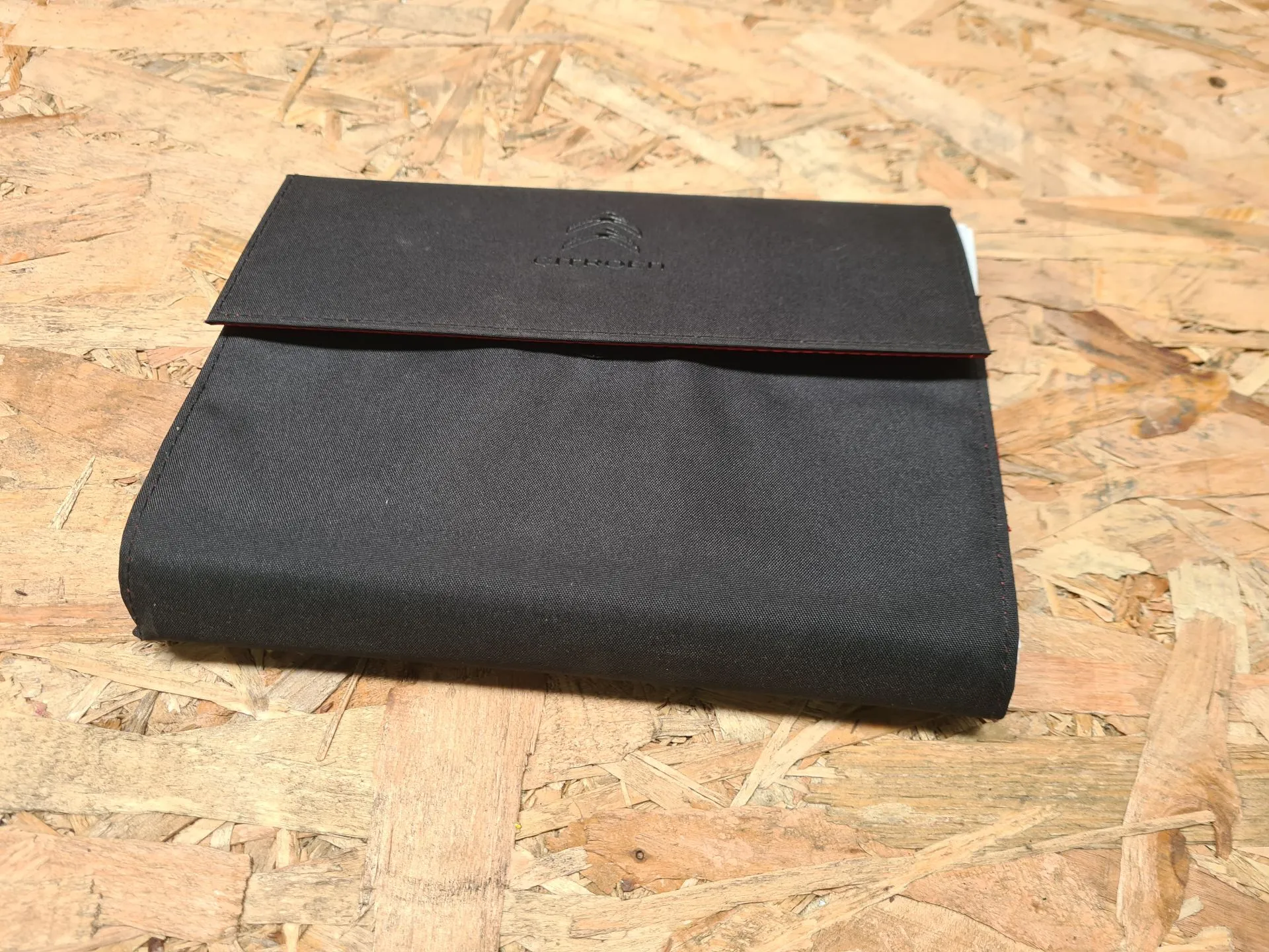 Bolsa com manual de utilizador do veículo CITROËN C3 Aircross II (2R_, 2C_)