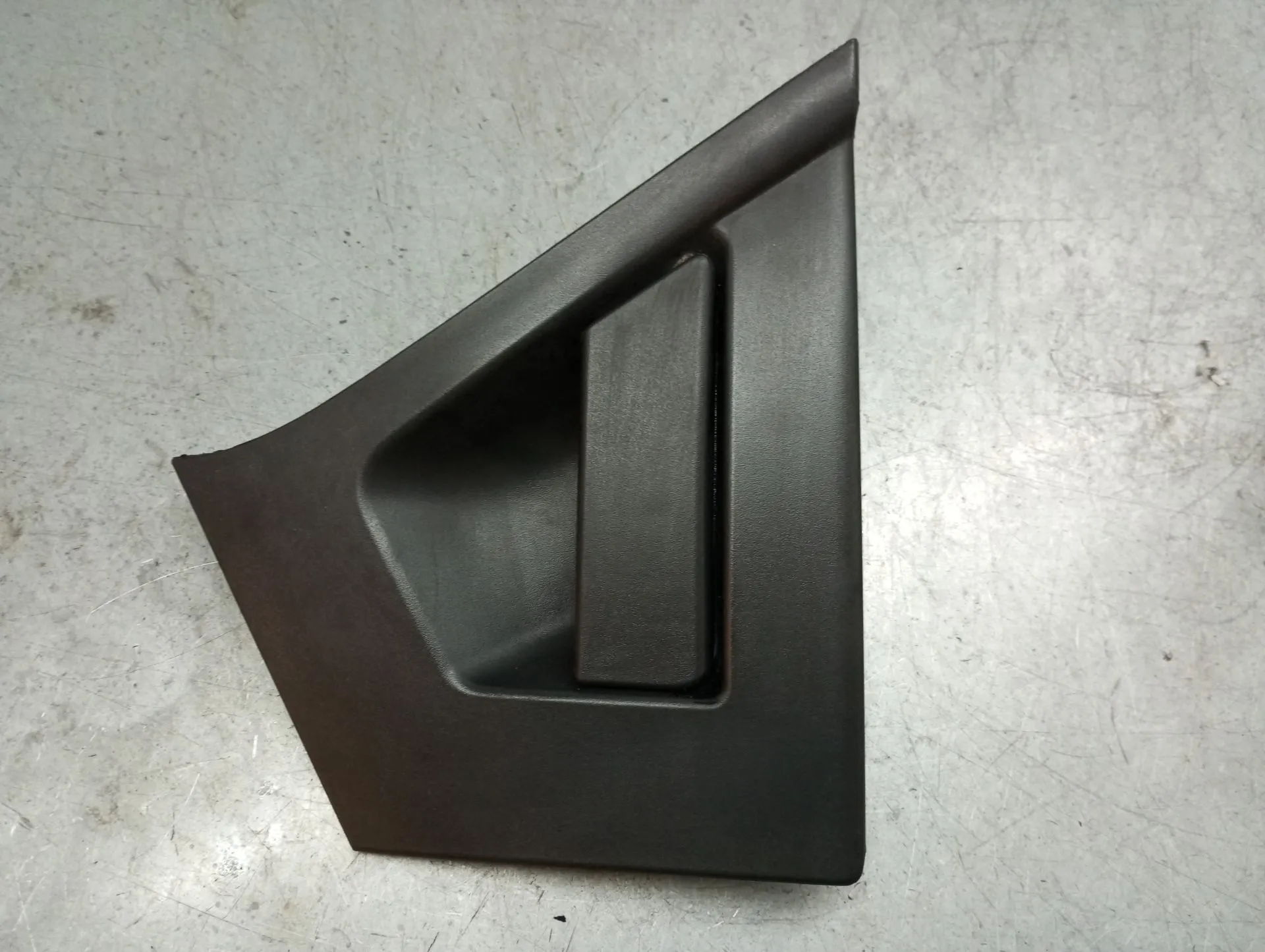 Puxador porta trás direito NISSAN Micra V (K14)