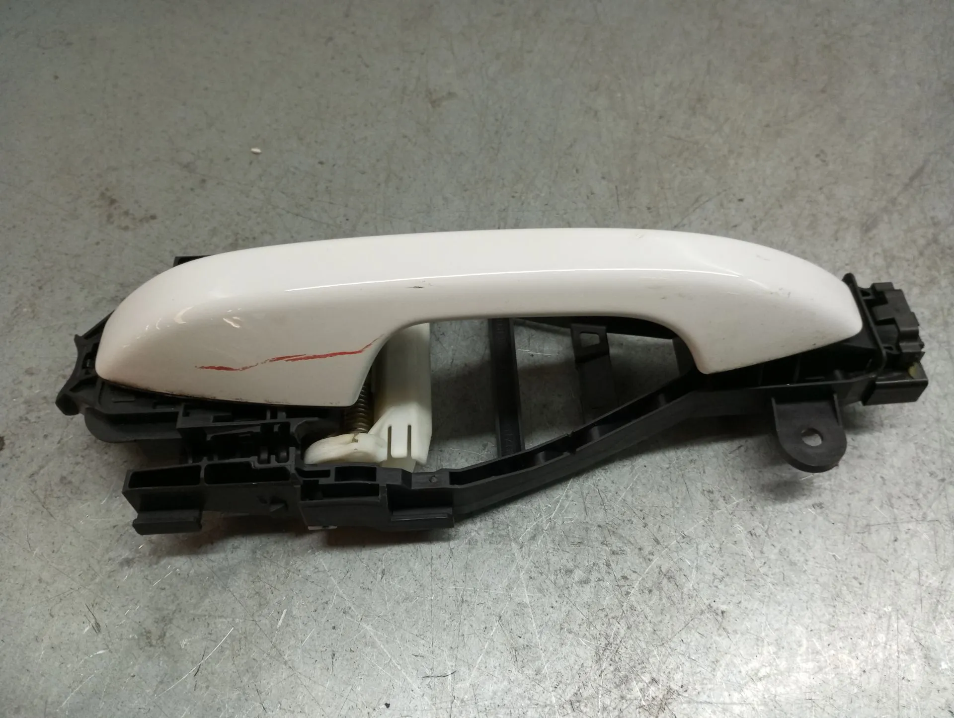 Puxador porta trás direito VOLVO XC40 (536)