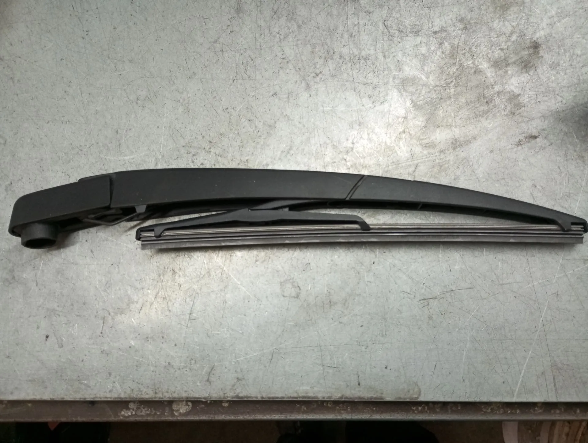 Haste / braço de escova limpa vidros trás DACIA Sandero III Imagem-1