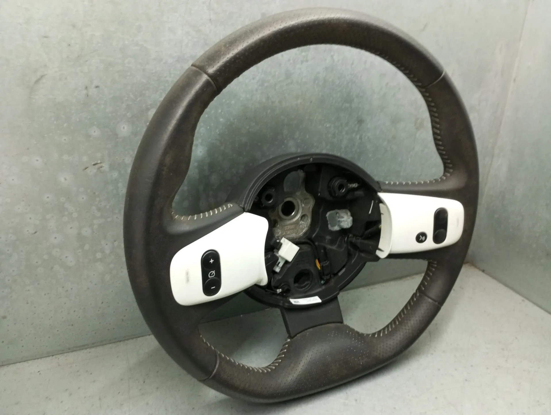 Volante de dirección RENAULT Twingo III (BCM_) Imagem-2