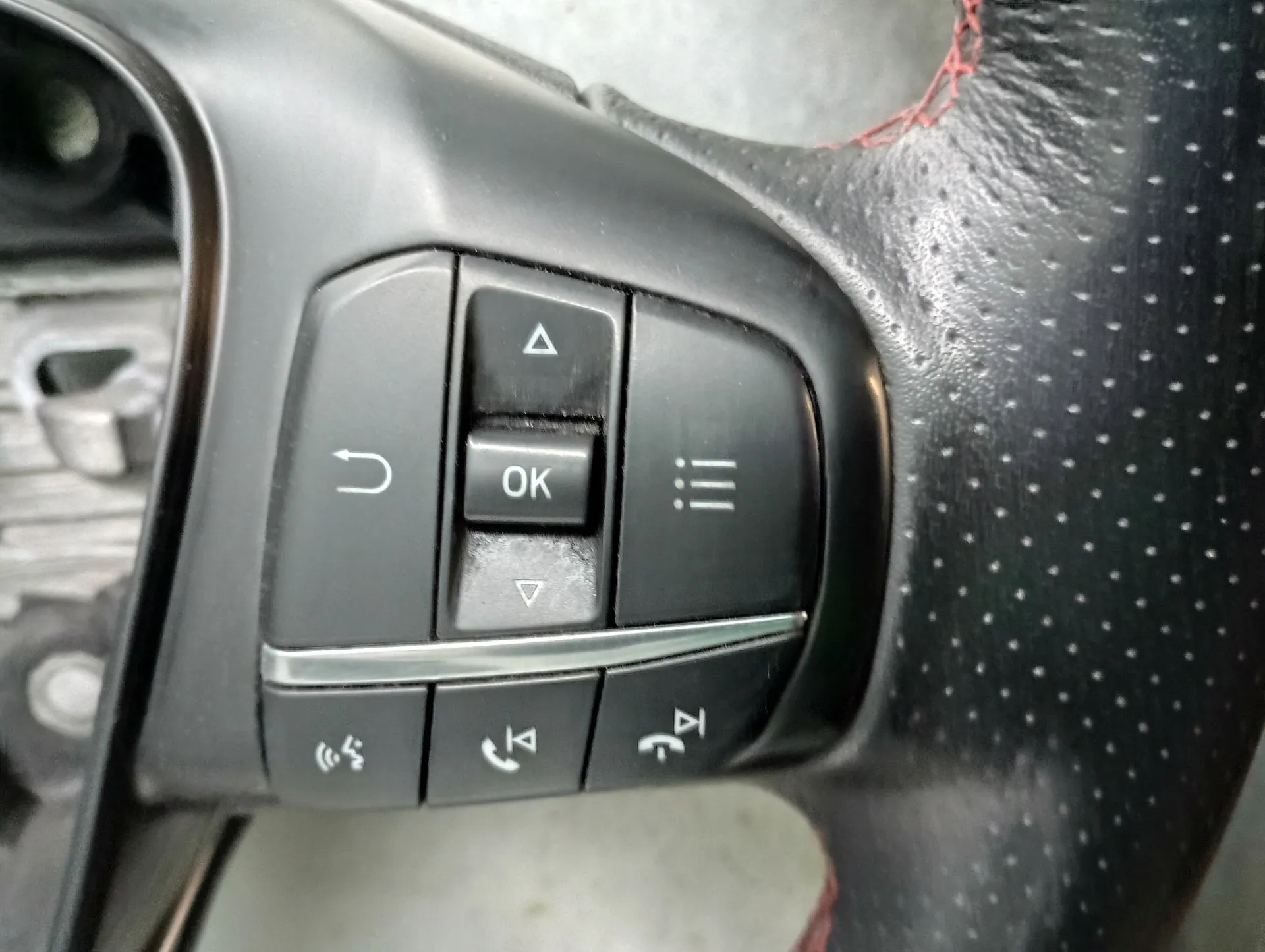 Volante FORD Focus IV Imagem-5