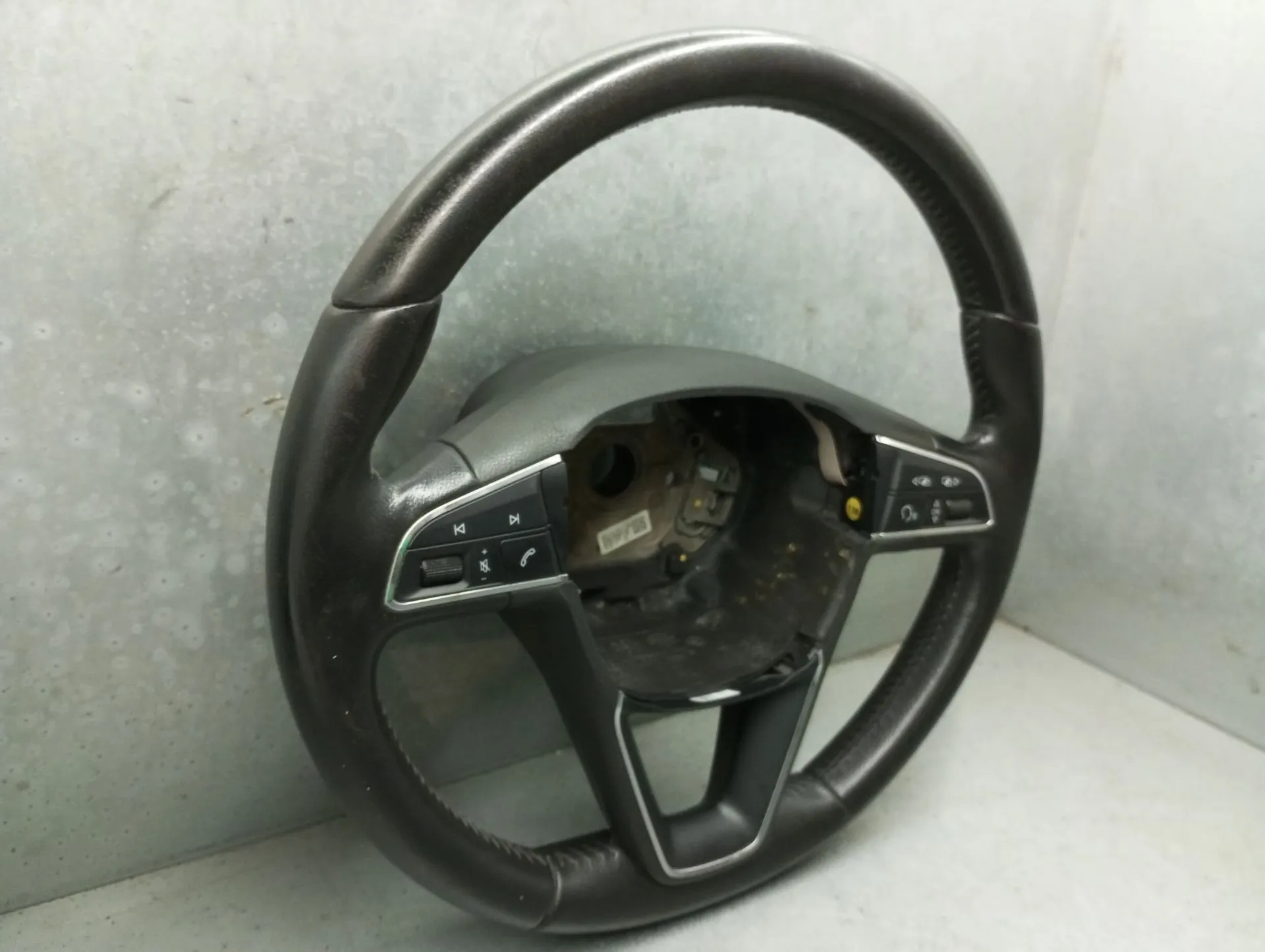 Volante de dirección SEAT Ibiza V (KJ1) Imagem-1