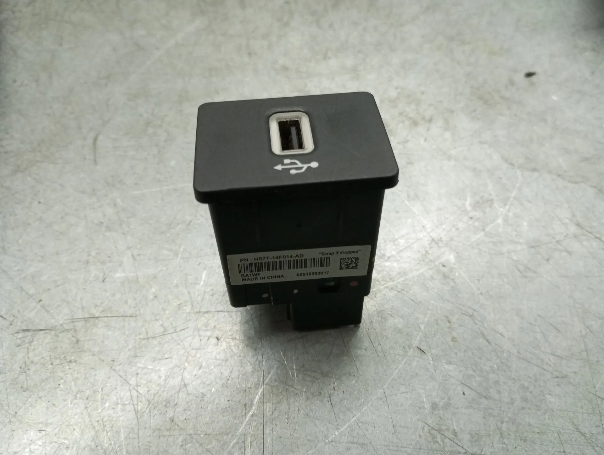 Porta Ingresso USB / AUX / iPod FORD Focus IV