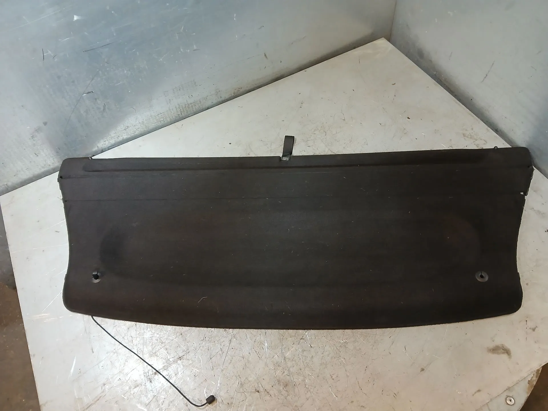Rear Parcel shelf / trunk cover FIAT 500L (351_, 352_)