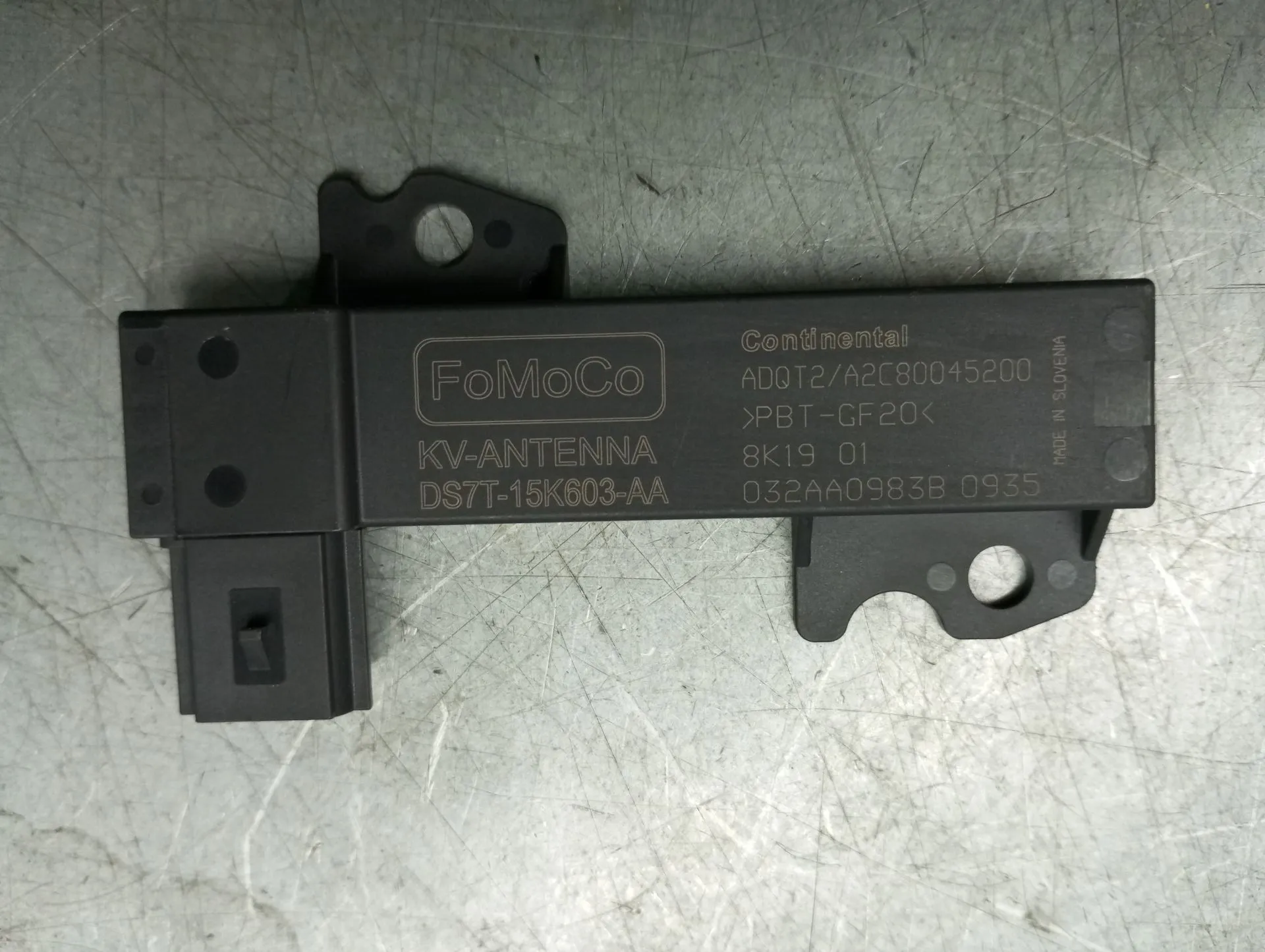 Amplificador de antena FORD Focus IV