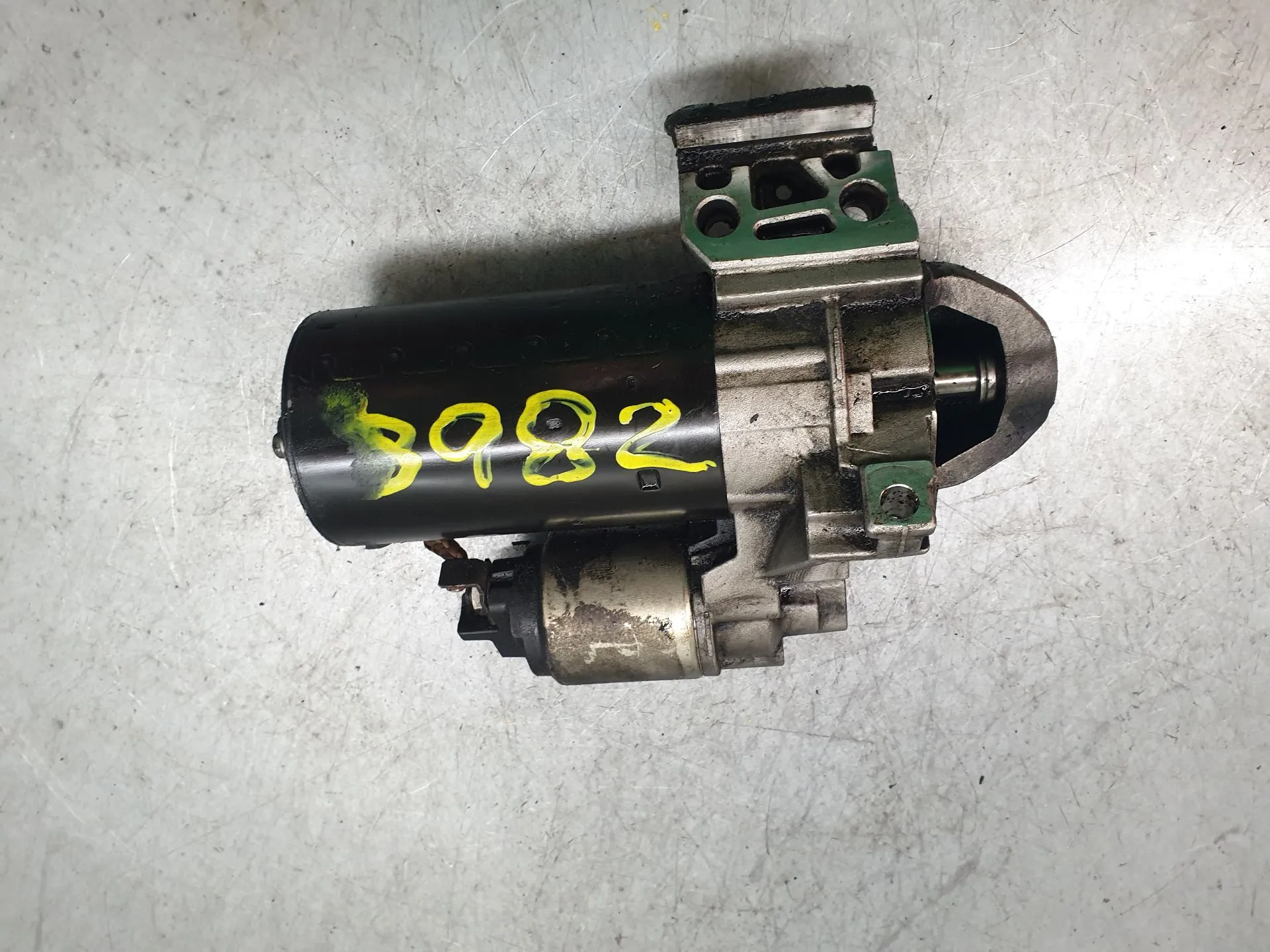 Motor de arranque BMW X1 (E84) Imagem-2