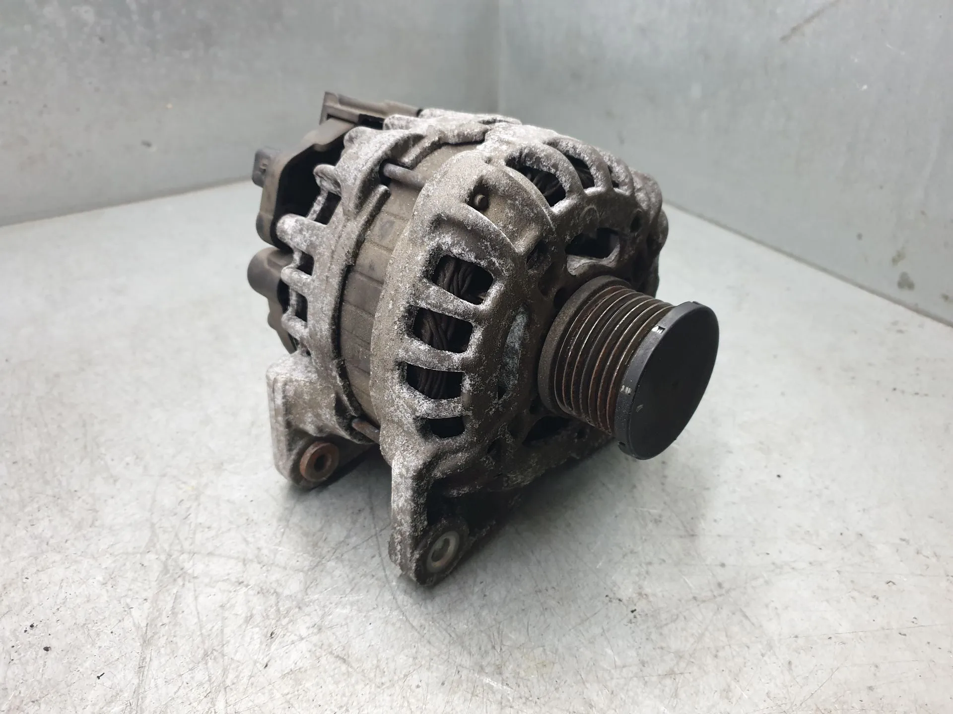 Alternador RENAULT Twingo III (BCM_)