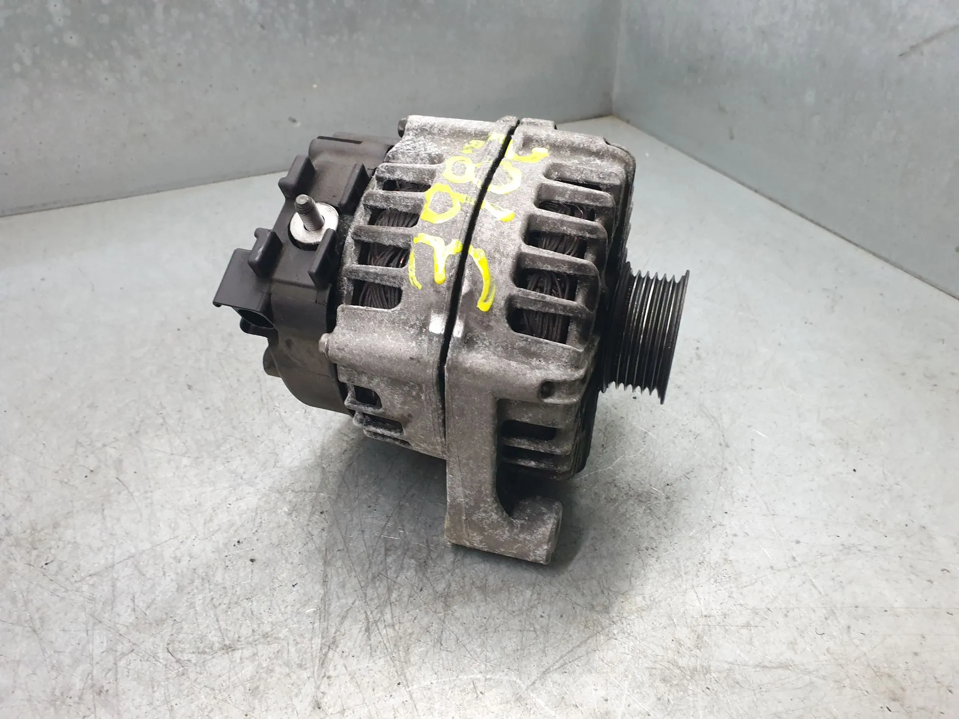 Alternador BMW X1 (E84) Imagem-1
